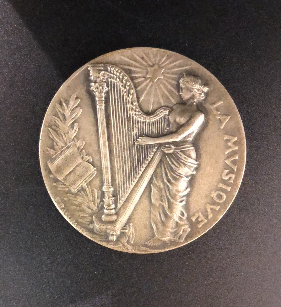 第十三场新艺术麦朵尔 钢琴比赛奖章