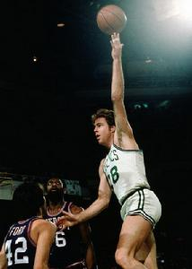 零元拍：NBA50大巨星，前MVP戴夫·考恩斯亲笔签名球衣