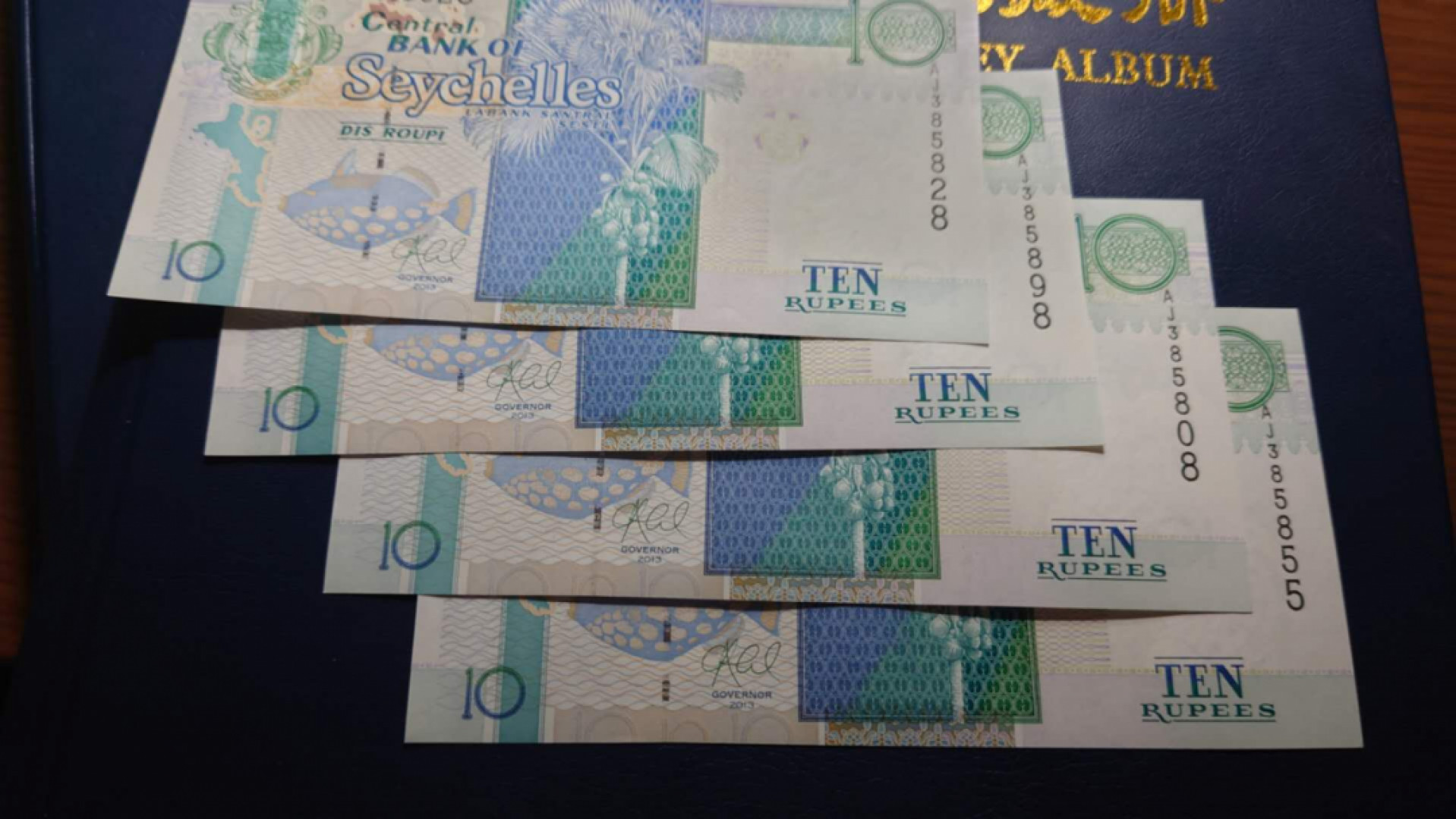 【囧羊收藏】精选微拍第39期暨2021年第三十期 双十一特辑 2013年塞舌尔10卢比 如图四张靓号为一件 全新UNC