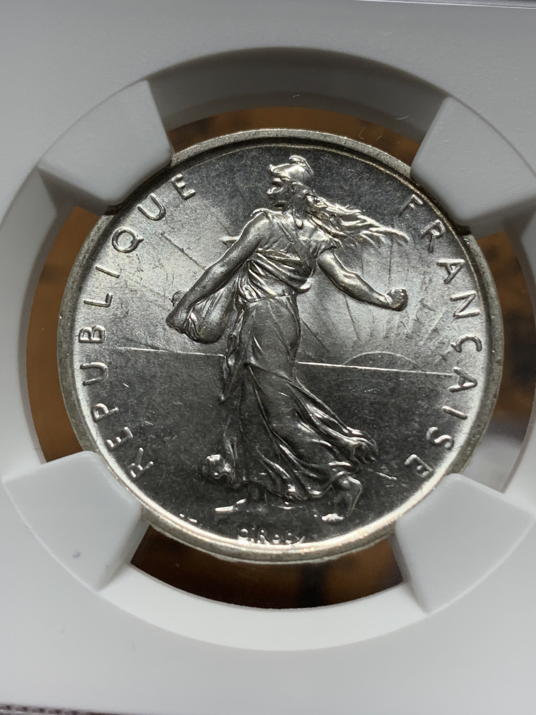 《竞宝斋》钱币微拍-第13场-本周日，周一2场连拍（全场顺丰包邮） NGC-MS64 法国 1960年 5法郎银币 播种女神 深打