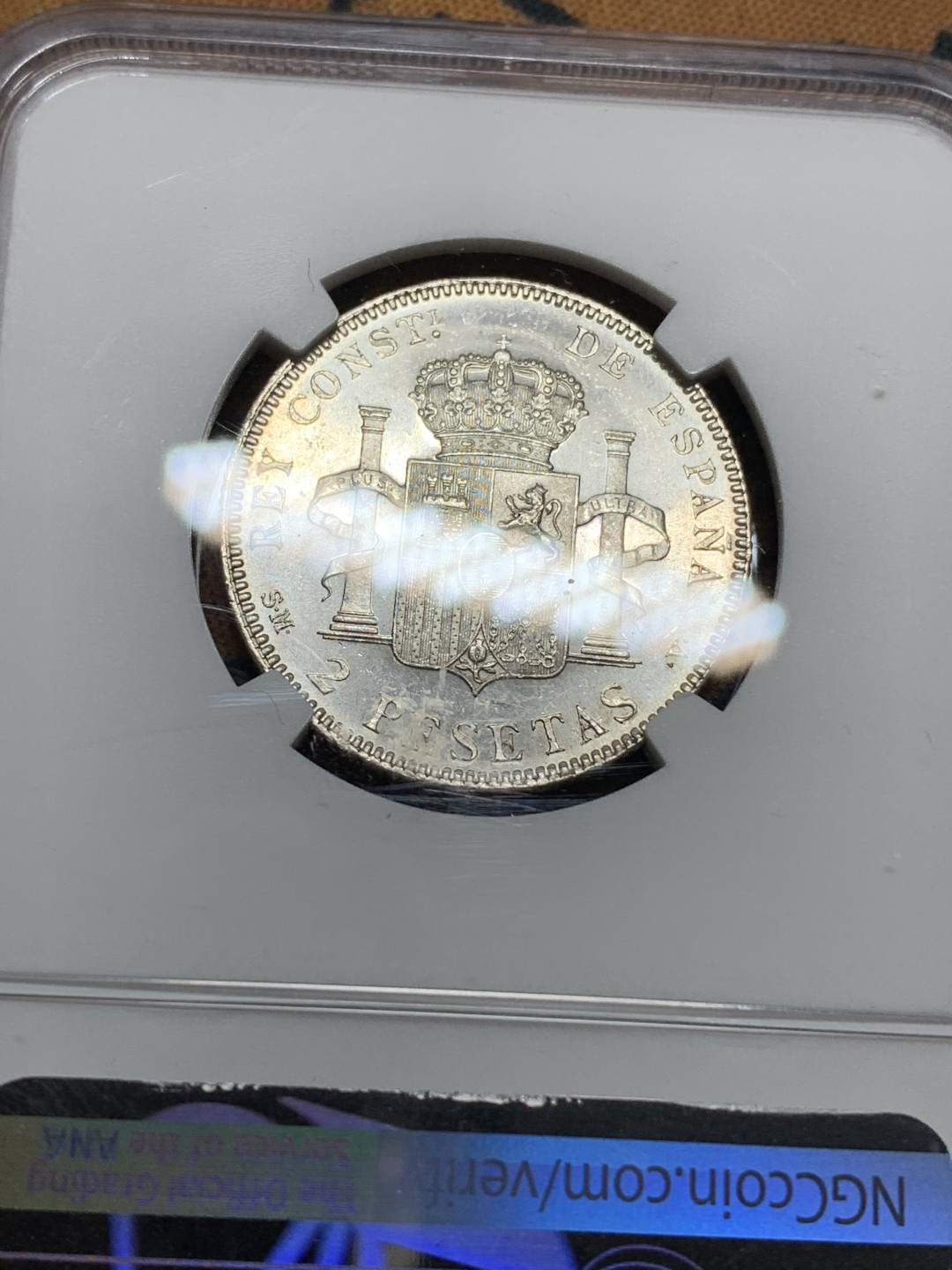 《竞宝斋》钱币微拍-第13场-本周日，周一2场连拍（全场顺丰包邮） NGC-MS64 西班牙 1905年 军装版 2比塞塔 银币 高分难得