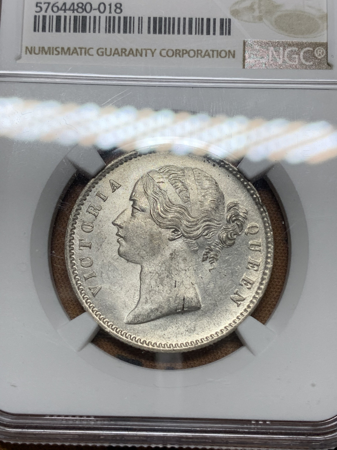 《竞宝斋》钱币微拍-第13场-本周日，周一2场连拍（全场顺丰包邮） NGC-MS61 印度 1840年 维多利亚女王青年头 1卢比 原光银币