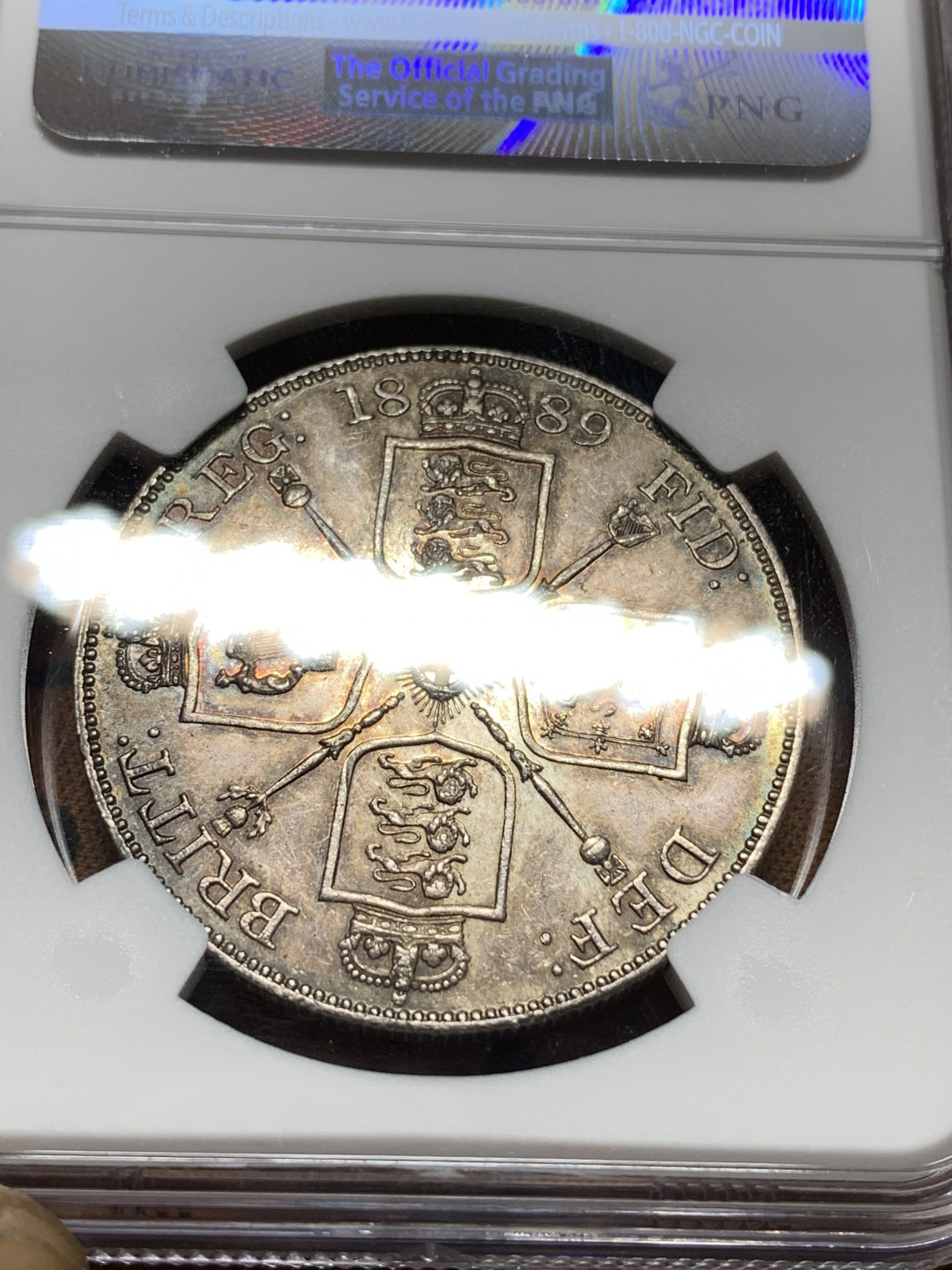 《竞宝斋》钱币微拍-第13场-本周日，周一2场连拍（全场顺丰包邮） NGC MS62 英国1889年4先令 NGC编号：4580022-002 双面带彩