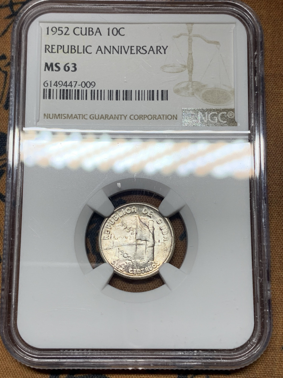 《竞宝斋》钱币微拍-第13场-本周日，周一2场连拍（全场顺丰包邮） NGC-MS63 古巴 1952年 10分 银币 原光好品
