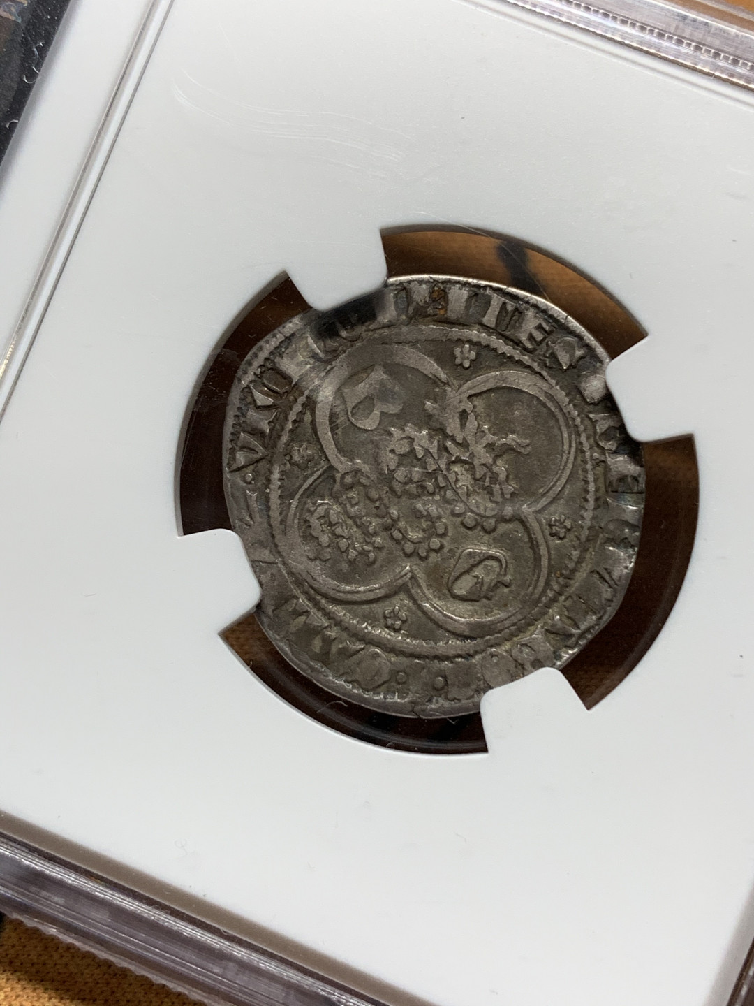 《竞宝斋》钱币微拍-第13场-本周日，周一2场连拍（全场顺丰包邮） NGC-VF30 稀少 意大利 米兰 中世纪（1382-1400年期间）1格罗索 银币 细节清晰