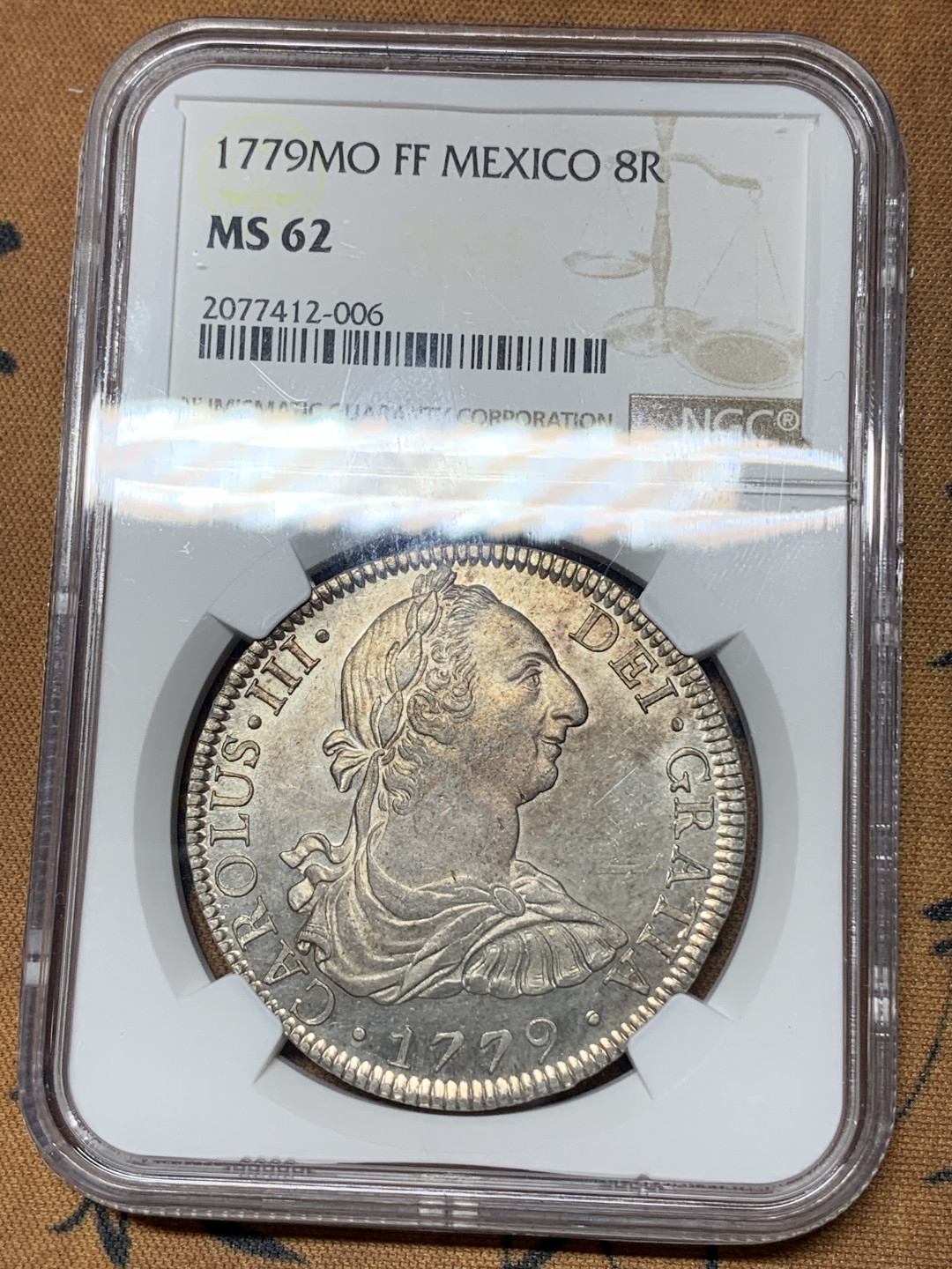 《竞宝斋》钱币微拍-第14场-本周日，周一2场连拍（全场顺丰包邮） NGC-MS62 墨西哥 1779 8 里亚尔  人像双柱卡三 超级稀缺品相  同品相ha刚刚成交4320刀