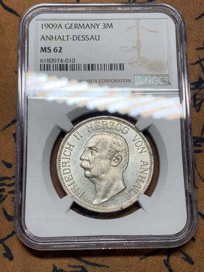 《竞宝斋》钱币微拍-第14场-本周日，周一2场连拍（全场顺丰包邮） - NGC-MS62 德国安哈尔特-德绍 1909年 腓特烈二世 3马克 转光银币 稀少品种比这枚高分的也就十几枚
