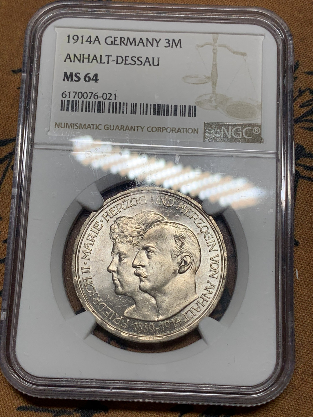《竞宝斋》钱币微拍-第14场-本周日，周一2场连拍（全场顺丰包邮） NGC-MS64 德国 安哈特1914年 弗里德里希二世结婚3马克银币