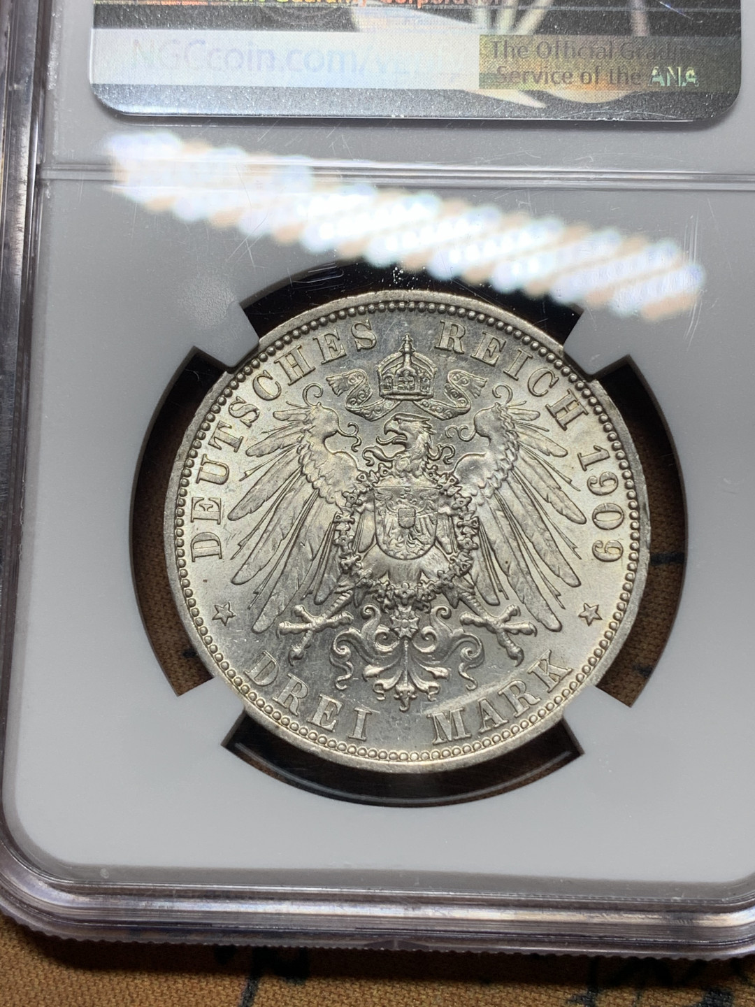 《竞宝斋》钱币微拍-第14场-本周日，周一2场连拍（全场顺丰包邮） NGC-MS62 德国安哈尔特-德绍 1909年 腓特烈二世 3马克 转光银币 稀少品种比这枚高分的也就十几枚