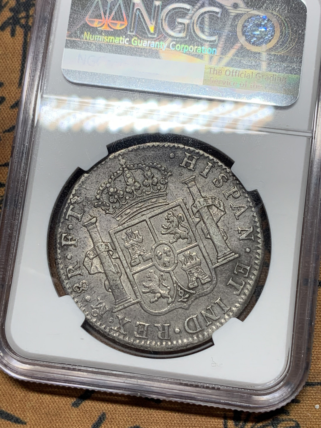 《竞宝斋》钱币微拍-第14场-本周日，周一2场连拍（全场顺丰包邮） NGC-XF45 墨西哥 1803年 卡洛斯四世双柱 8R 原味品 银币 这样的双柱也涨疯了