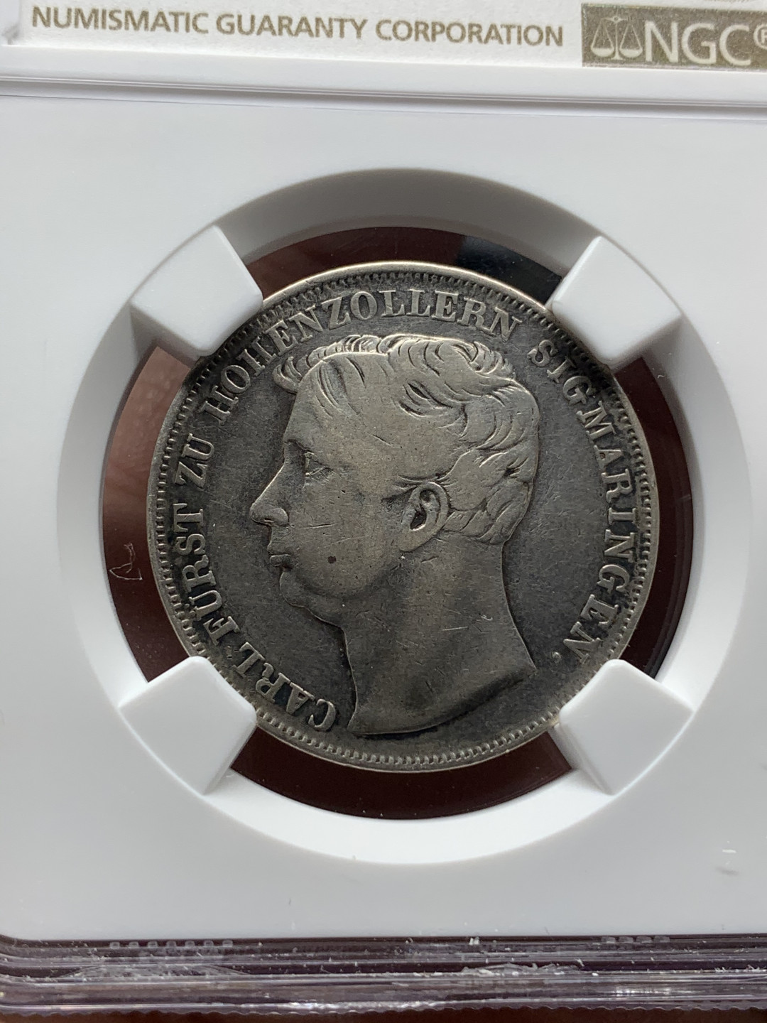 《竞宝斋》钱币微拍-第14场-本周日，周一2场连拍（全场顺丰包邮） NGC-VF 德国霍亨索伦-锡格马林根侯国 1845年 卡尔 1盾 银币 非常稀少的品种