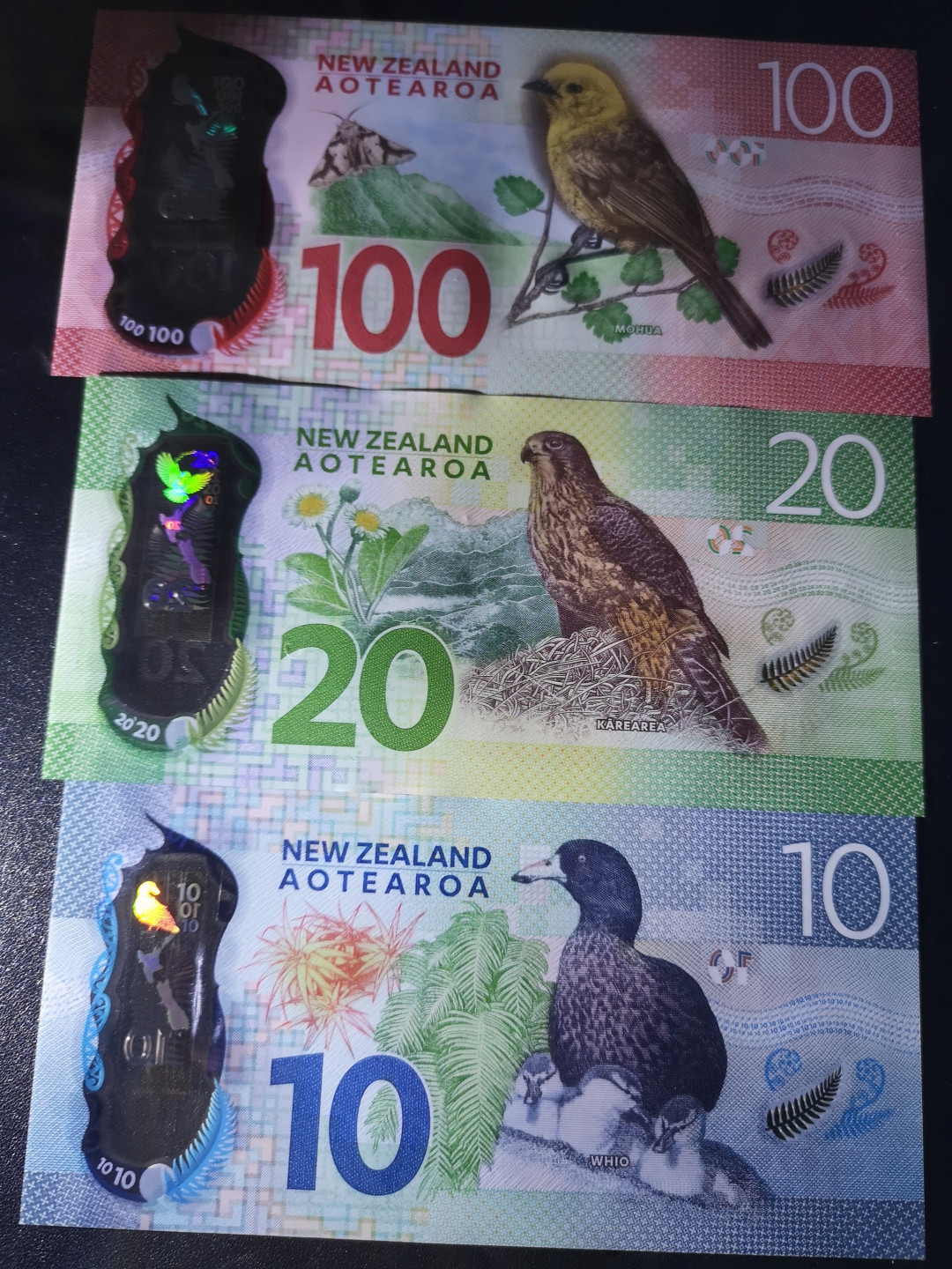 《外钞收藏家》第一百四十六期拍卖-超百件大拍场（本期106件） 新西兰明亮版塑料炒10、20、100UNC各一枚