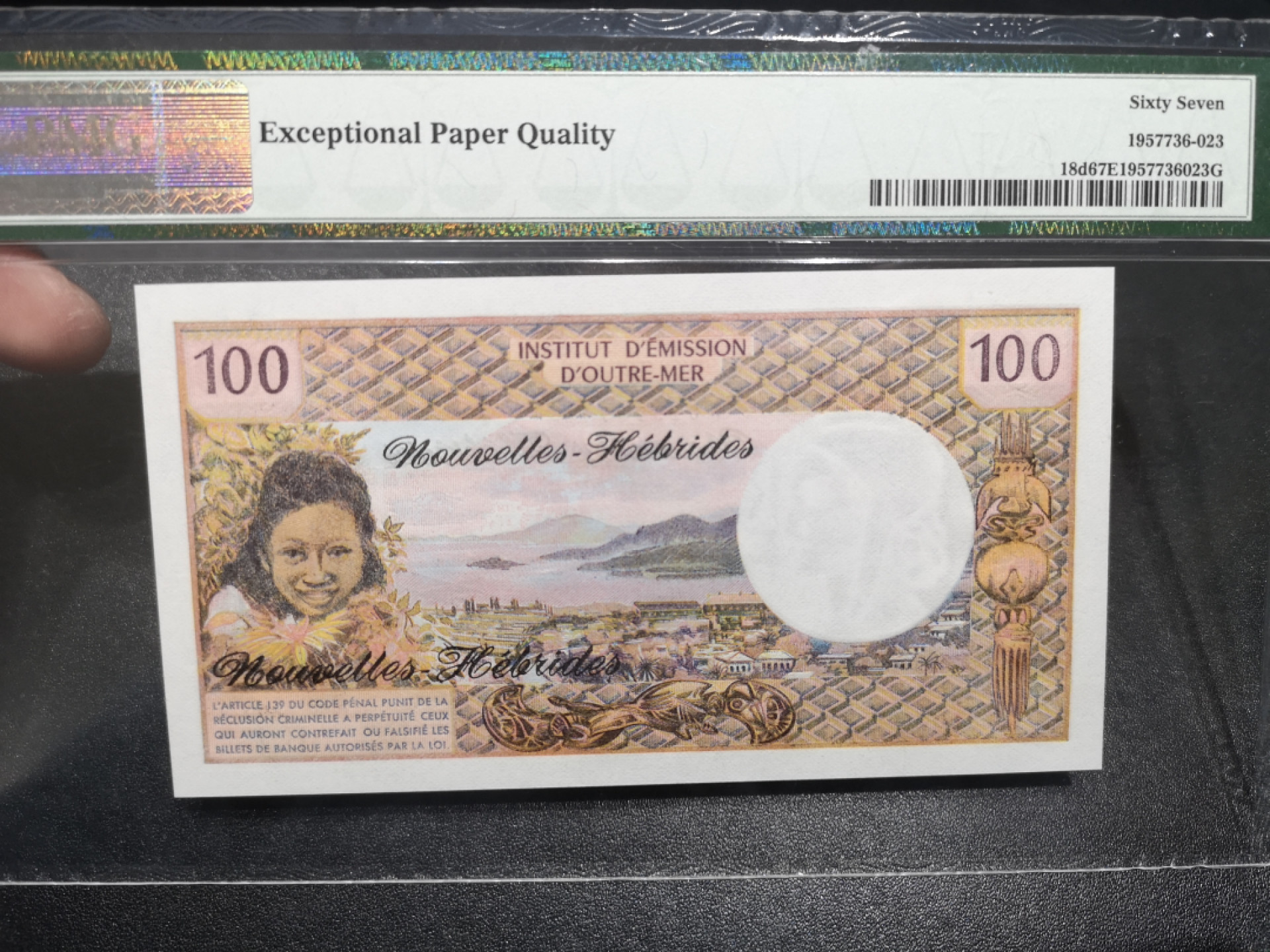 《外钞收藏家》第一百四十六期拍卖-超百件大拍场（本期106件） 新赫布里底群岛100法郎 PMG67