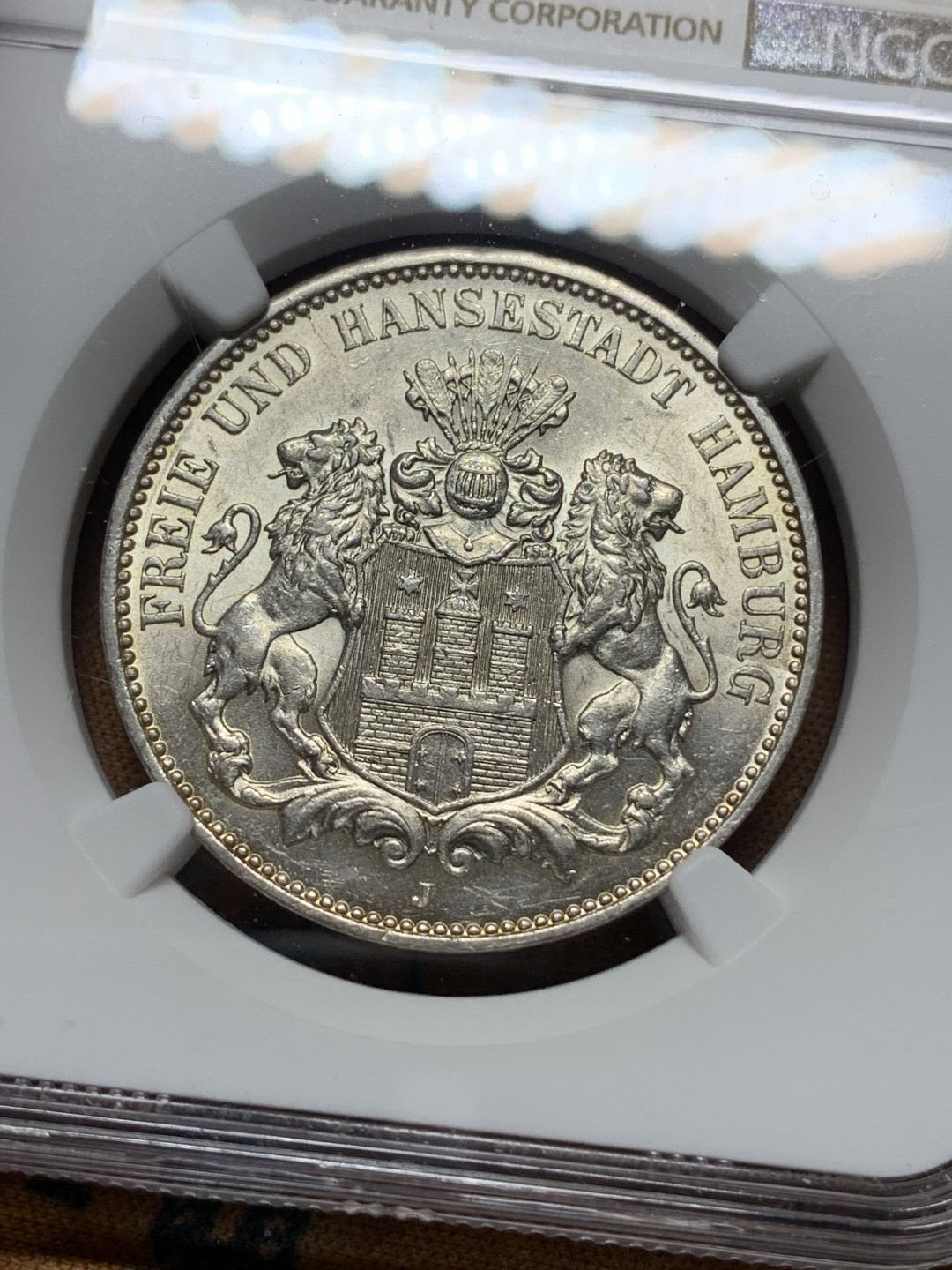 《竞宝斋》钱币微拍-第14场-本周日，周一2场连拍（全场顺丰包邮） NGC-AU58 德国汉堡 1913-J年 双狮3马克 银币 原光好品低评