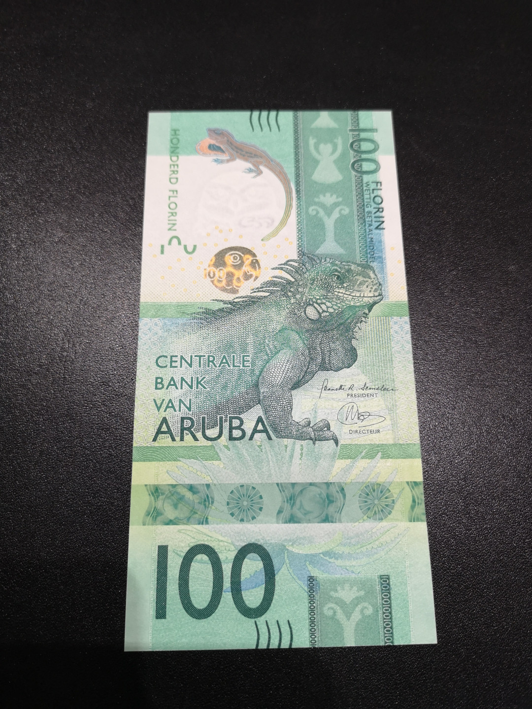 《外钞收藏家》第一百四十六期拍卖-超百件大拍场（本期106件） 2019年阿鲁巴100 A冠 全新UNC