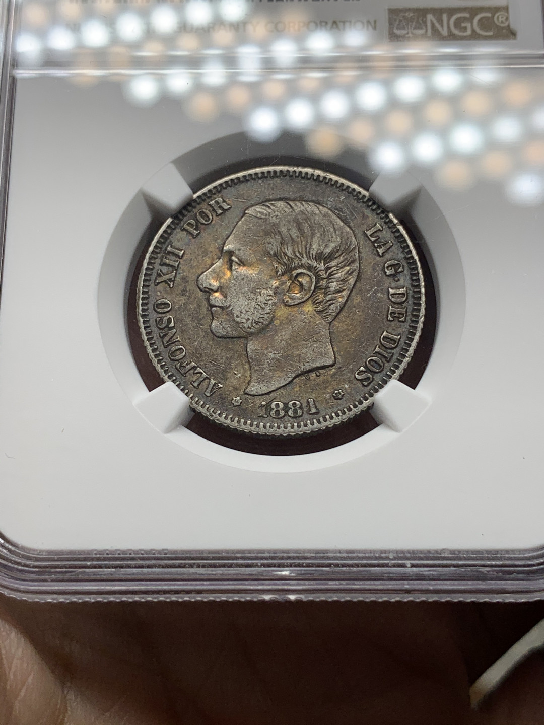 《竞宝斋》钱币微拍-第14场-本周日，周一2场连拍（全场顺丰包邮） NGC-XF45 西班牙 1881年 阿方索十二世 2比塞塔 银币 原味老包浆 较少的年份