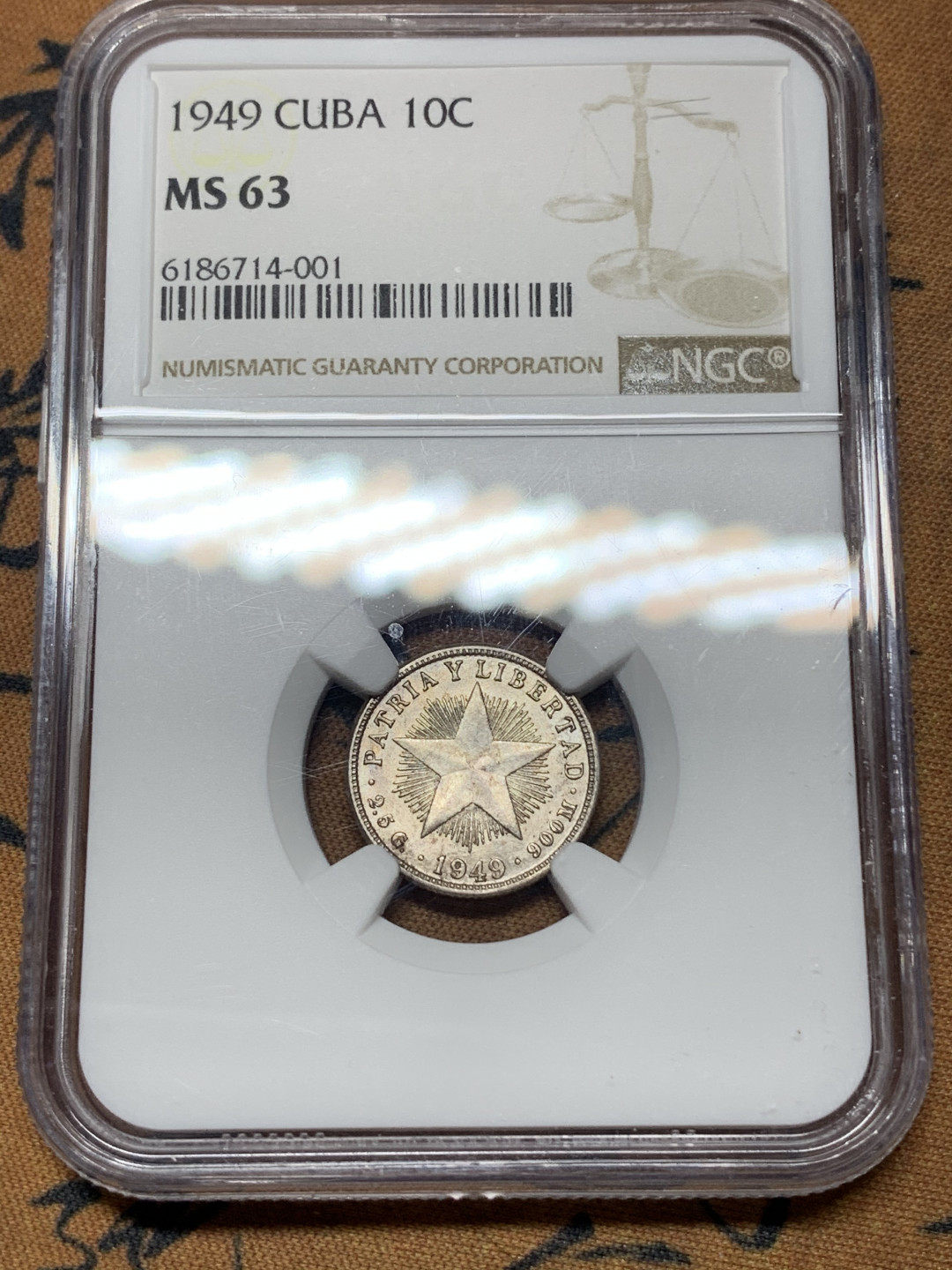 《竞宝斋》钱币微拍-第14场-本周日，周一2场连拍（全场顺丰包邮） NGC-MS63 古巴 1949年 10分 五星版 银币 原光原味 很不错的小毫