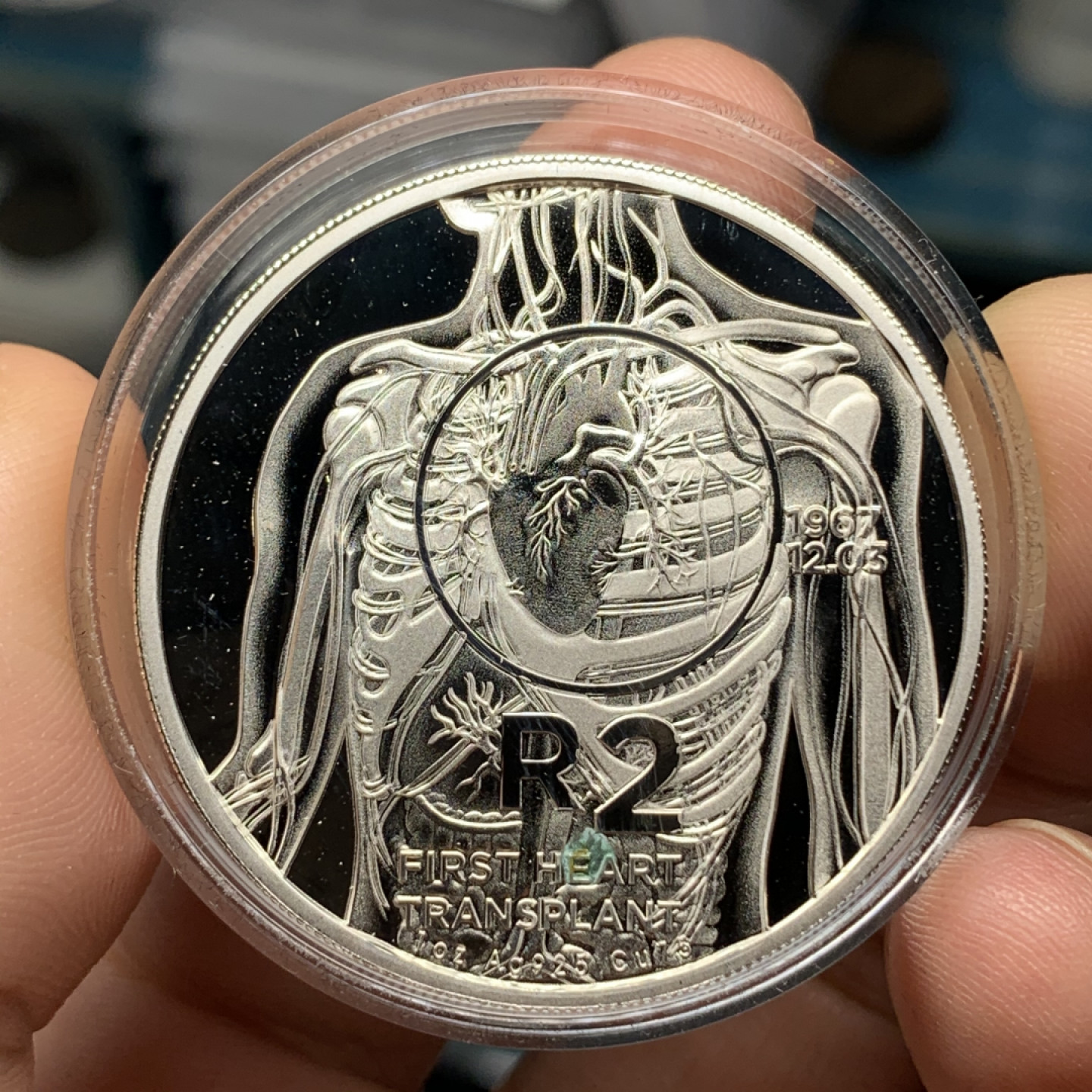 《竞宝斋》钱币微拍-第14场-本周日，周一2场连拍（全场顺丰包邮） 获奖币！南非2017年心脏移植手术50周年 1盎司银币