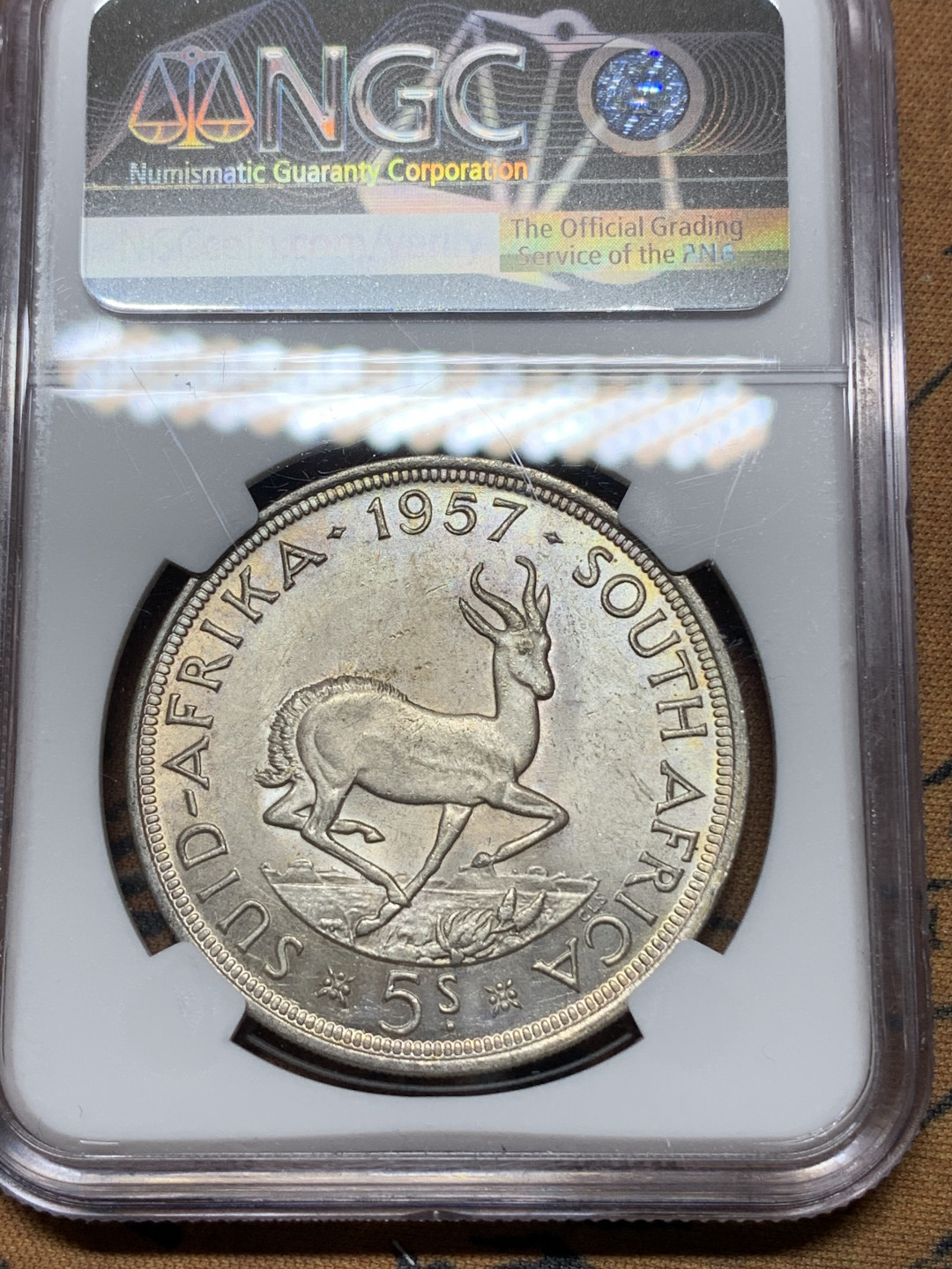 《竞宝斋》钱币微拍-第14场-本周日，周一2场连拍（全场顺丰包邮） NGC-MS62 南非 1957年 伊丽莎白二世 5先令 大银币 原光好品