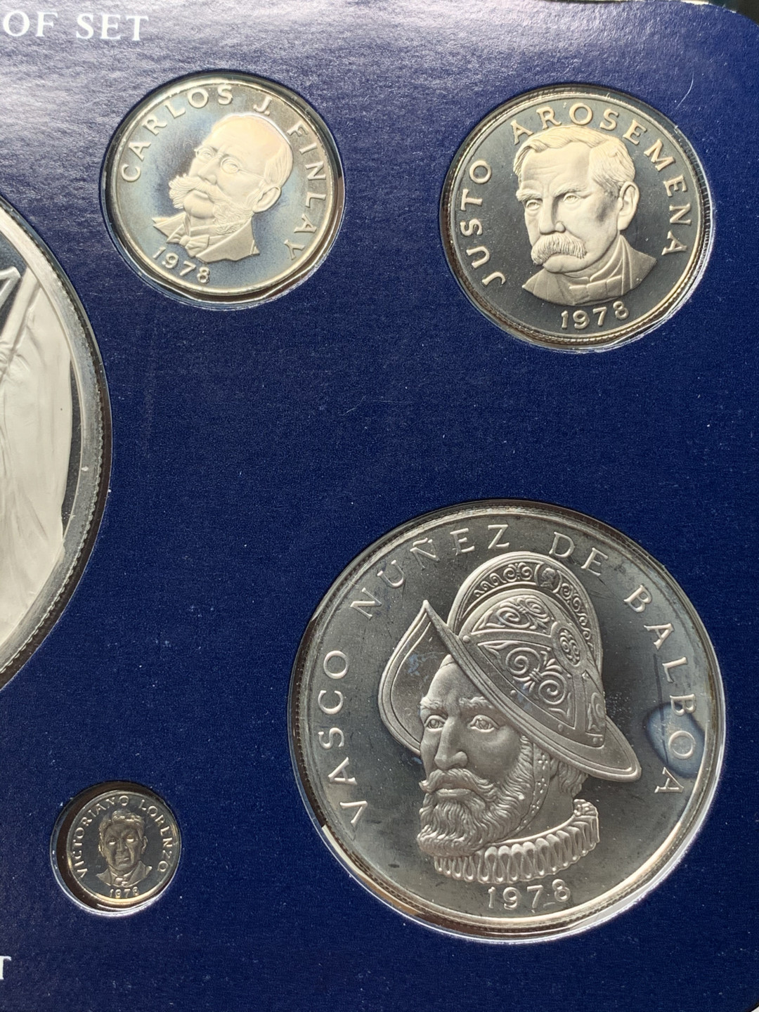 《竞宝斋》钱币微拍-第14场-本周日，周一2场连拍（全场顺丰包邮） 巴拿马1978年 独立75周年套币 三枚大银币 含5盎司大银币