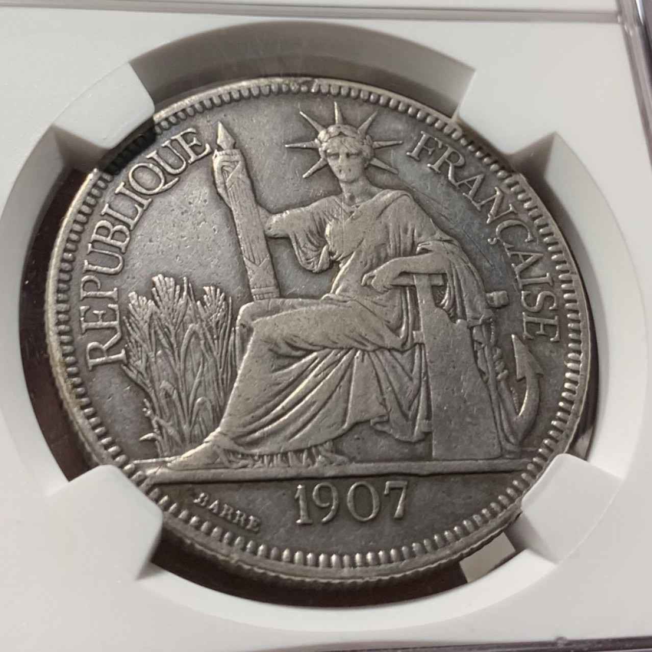 紫瑗钱币——第153期拍卖 法属印度支那 1907年 1皮阿斯特 坐洋 银币 NGC VF Detail