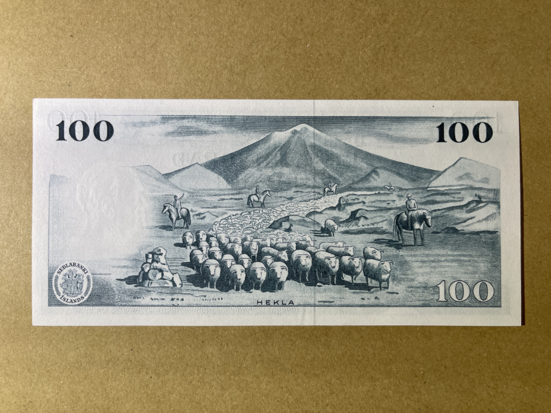 《张总收藏》42期—全新好钞 冰岛100克朗 UNC 1961年再版 P-44