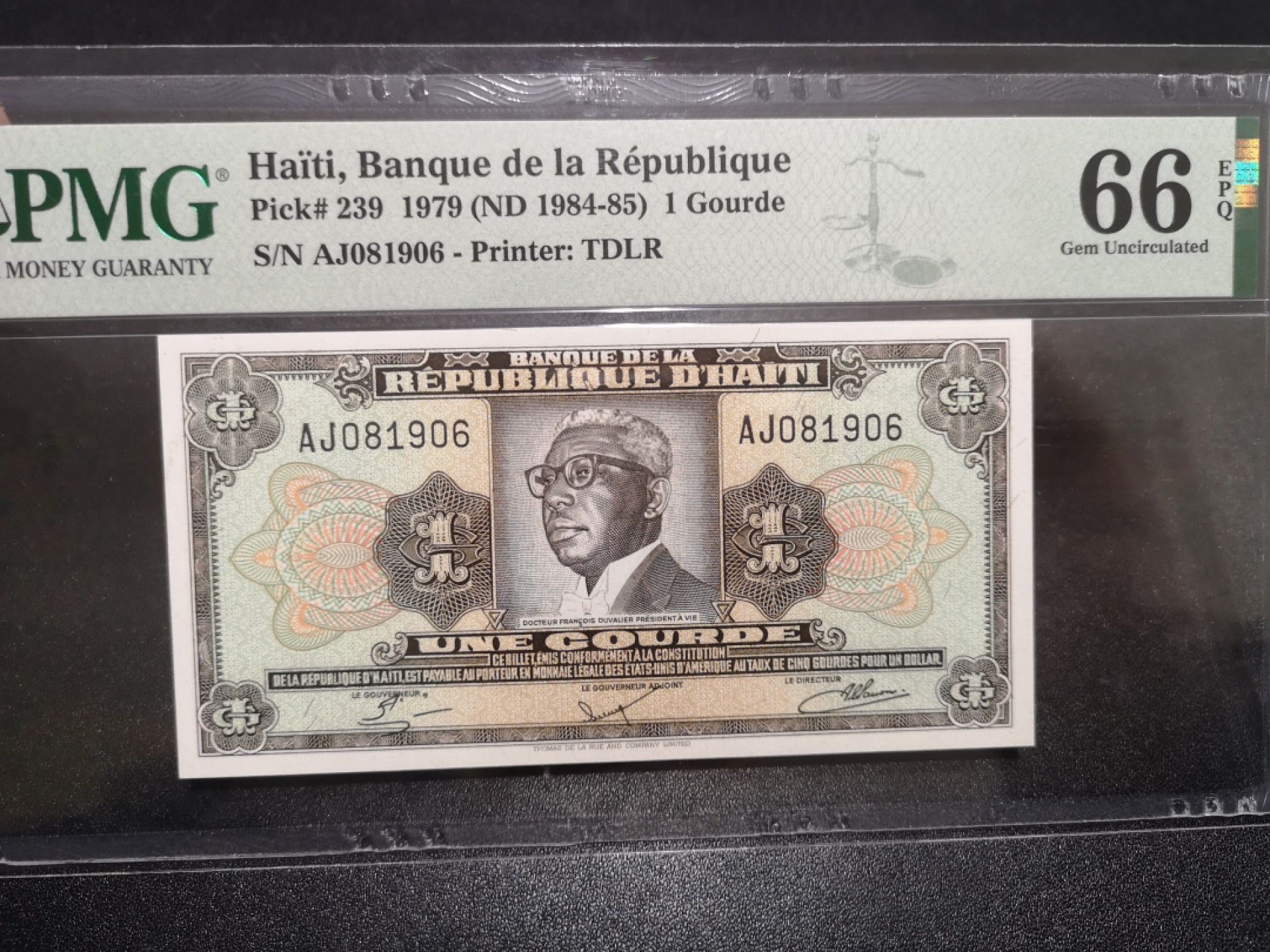 《外钞收藏家》第一百四十七期拍卖连拍第一场（98件） 1979年海地 1 无47 PMG66