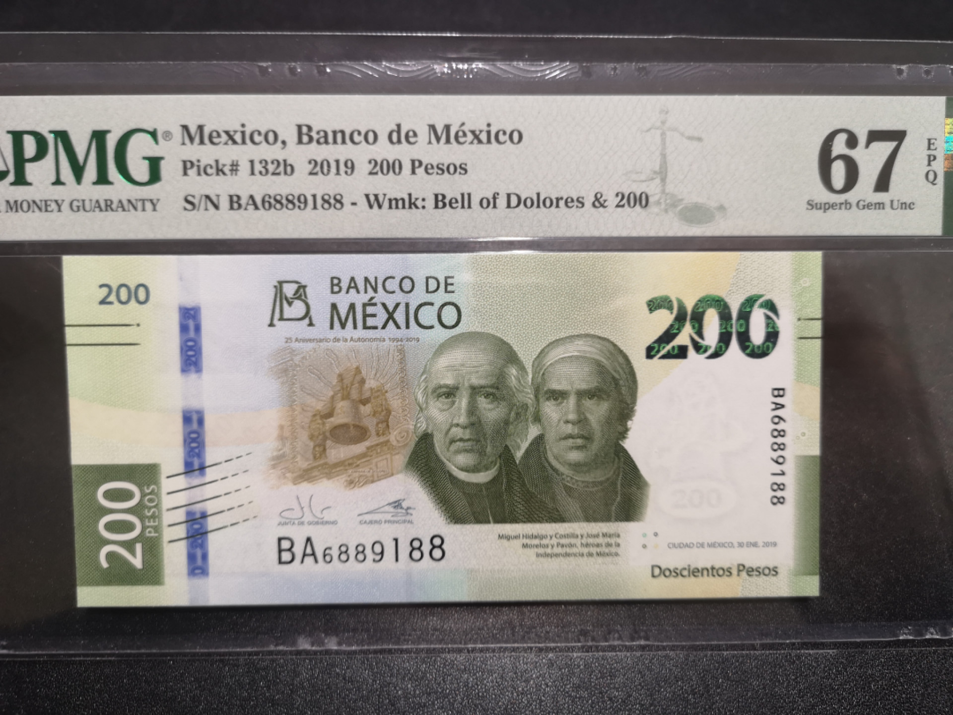 《外钞收藏家》第一百四十七期拍卖连拍第一场（98件） 2019年墨西哥200比索 无47 PMG67 尾88