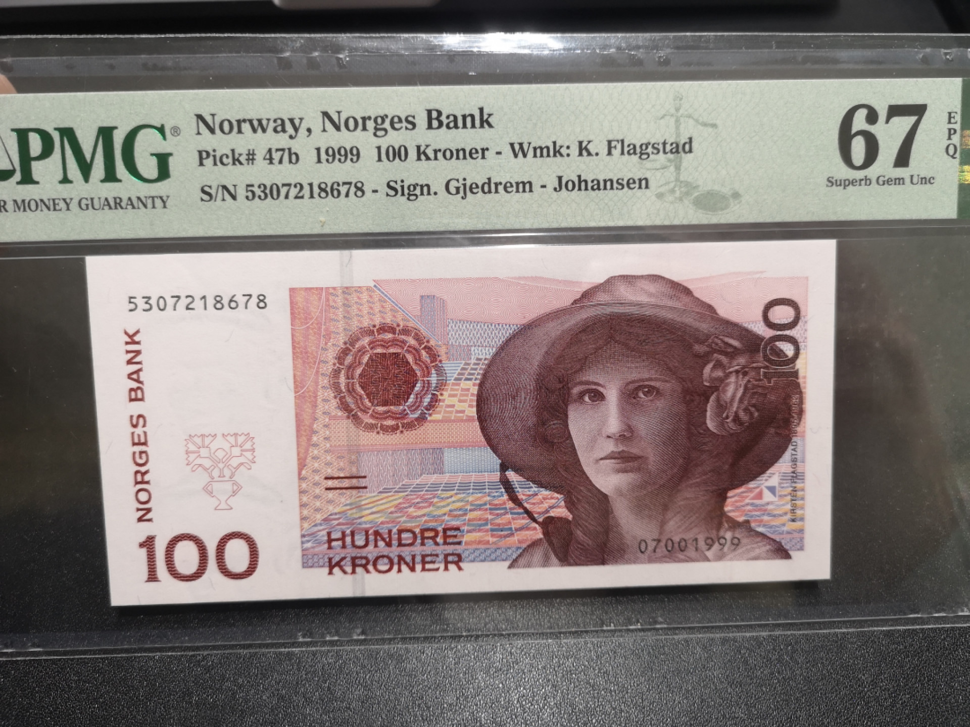 《外钞收藏家》第一百四十七期拍卖连拍第一场（98件） 1999年挪威100克朗 PMG67 初版