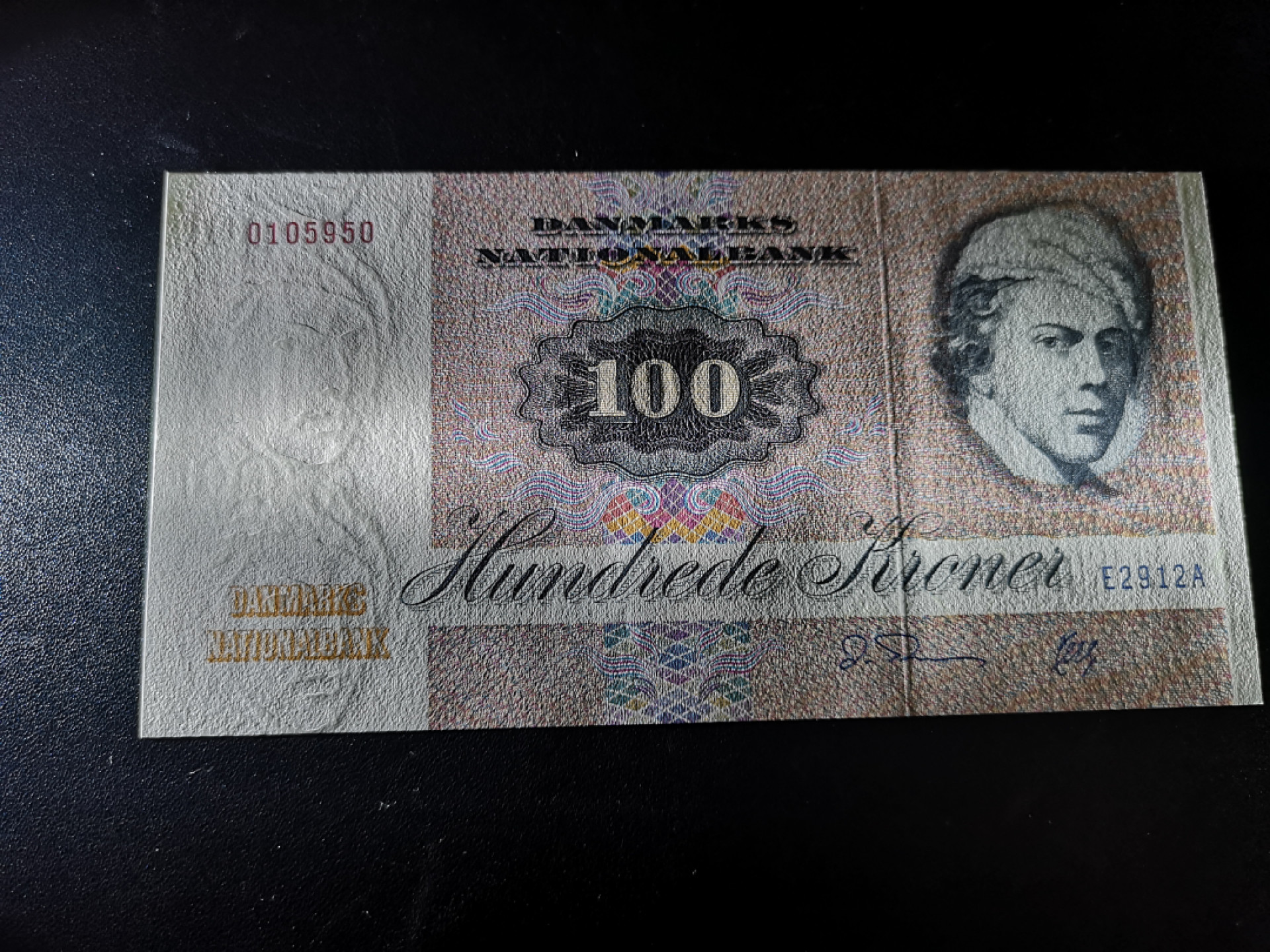 《外钞收藏家》第一百四十七期拍卖连拍第一场（98件） 丹麦动物版100克朗 全新UNC