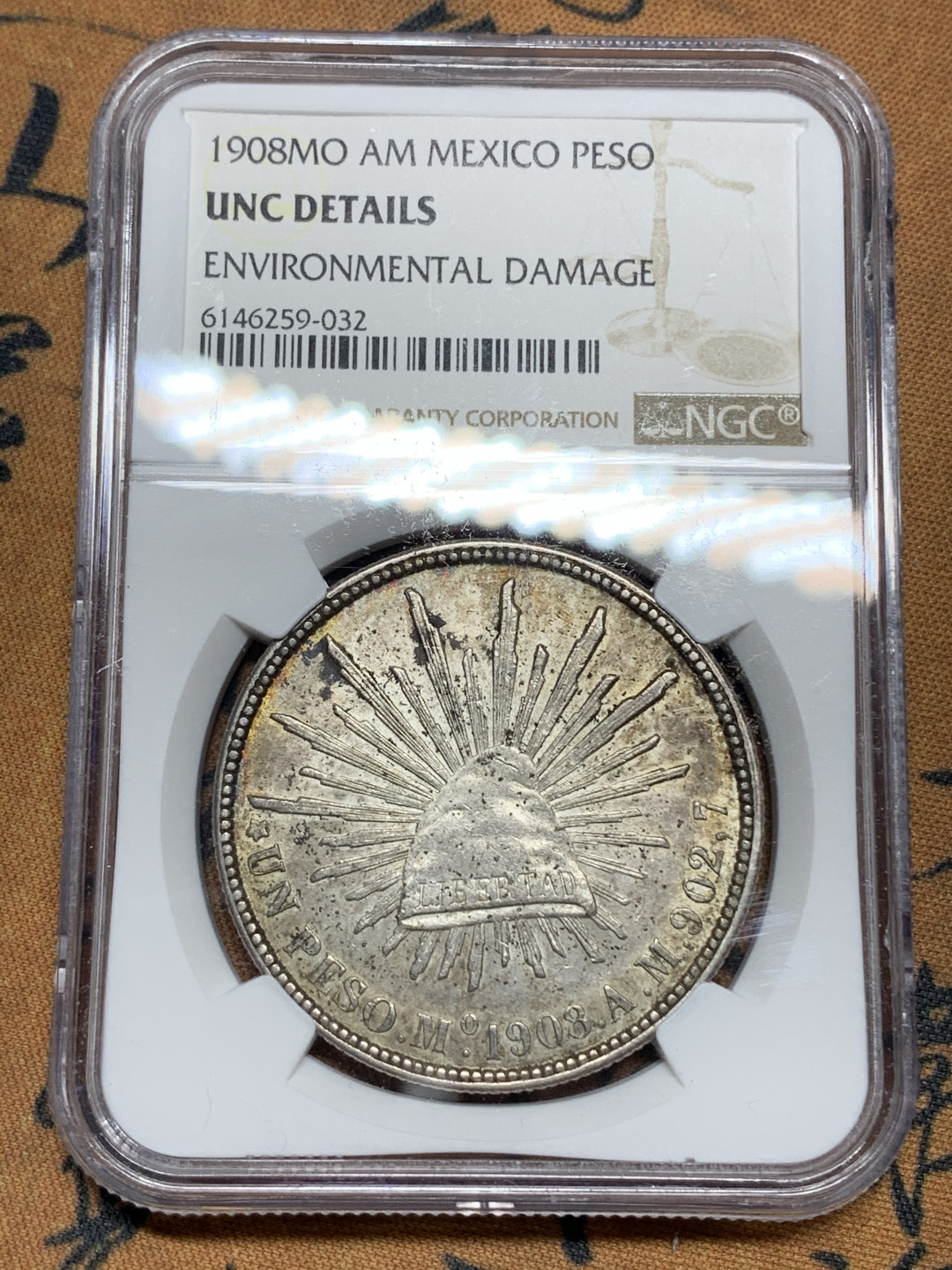 《竞宝斋》钱币微拍-第15场-本周日，周一2场连拍（全场顺丰包邮） NGC-UNCD 墨西哥 1908年 1 比索  直边  银币      原味