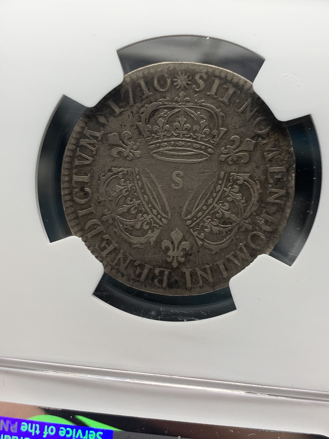 《竞宝斋》钱币微拍-第15场-本周日，周一2场连拍（全场顺丰包邮） NGC-VF 法国路易十四1710-S年 皇冠版 1/4埃居 银币 老包浆还是不给分说清洗了，可惜