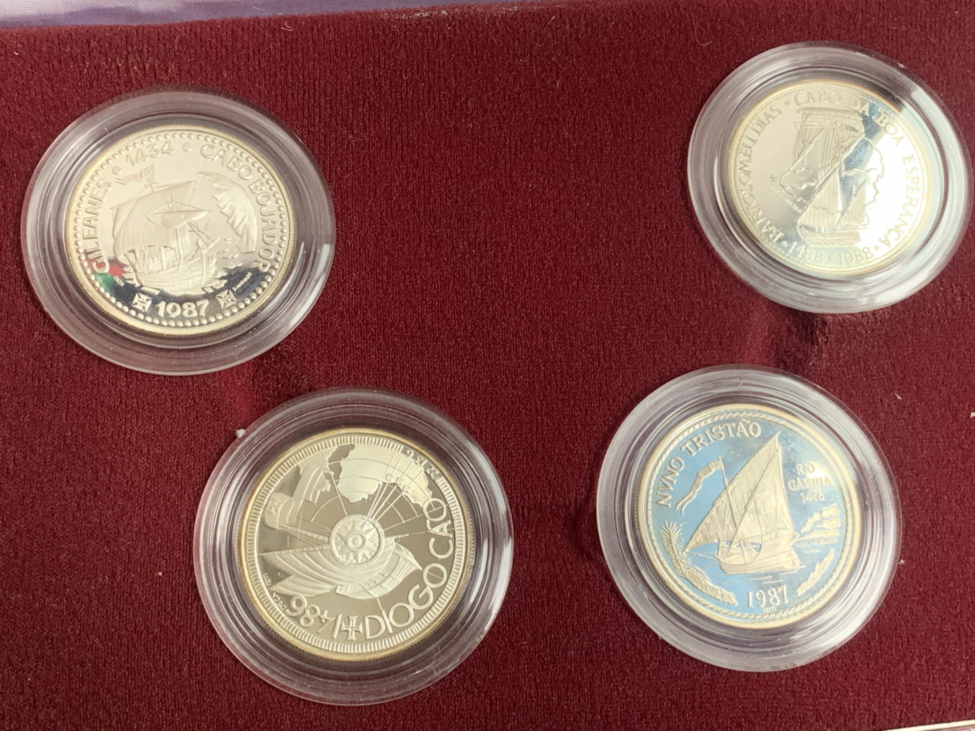 《竞宝斋》钱币微拍-第15场-本周日，周一2场连拍（全场顺丰包邮） 原盒证书 葡萄牙1987年 大航海 100ESC 精铸银币 925银 完美状态