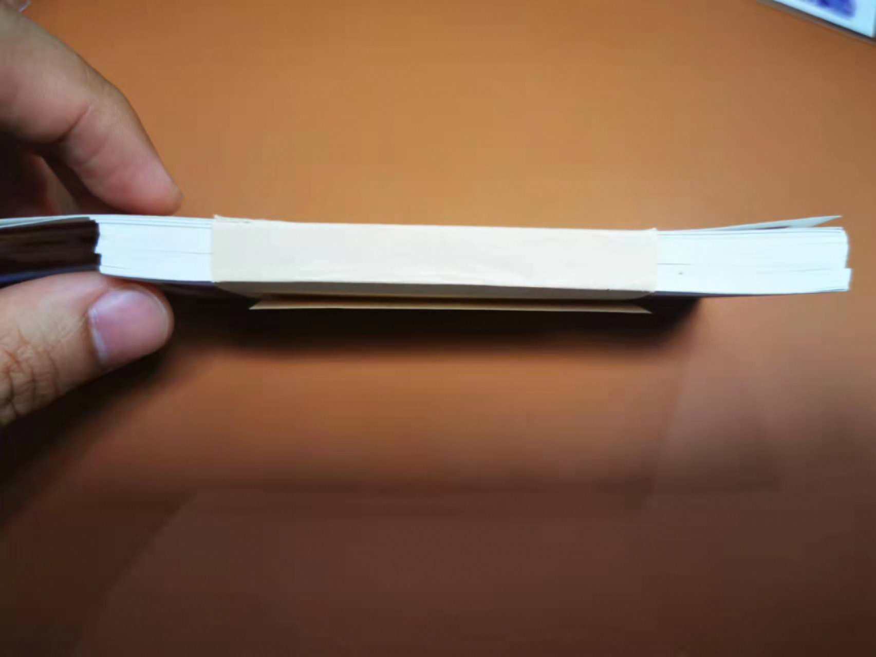 【鲸贝乐淘★叁拍包邮】千字文·第“骸垢想浴，执热愿凉”号拍卖 【老挝🇱🇦】1979年20基普，整刀100张为两组大连号，含7777号，全新全品UNC 