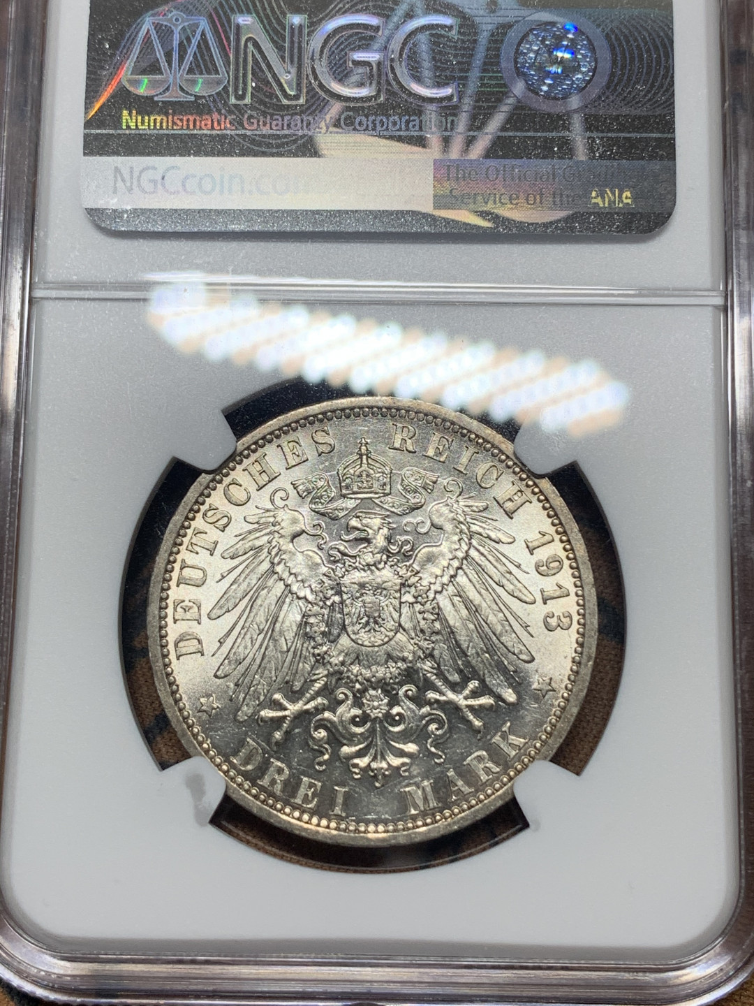 《竞宝斋》钱币微拍-第15场-本周日，周一2场连拍（全场顺丰包邮） NGC-MS62 德国 1913-A 普鲁士 威廉军装3马克 银币 肉眼可见的黄油转光好彩，非常漂亮！ 