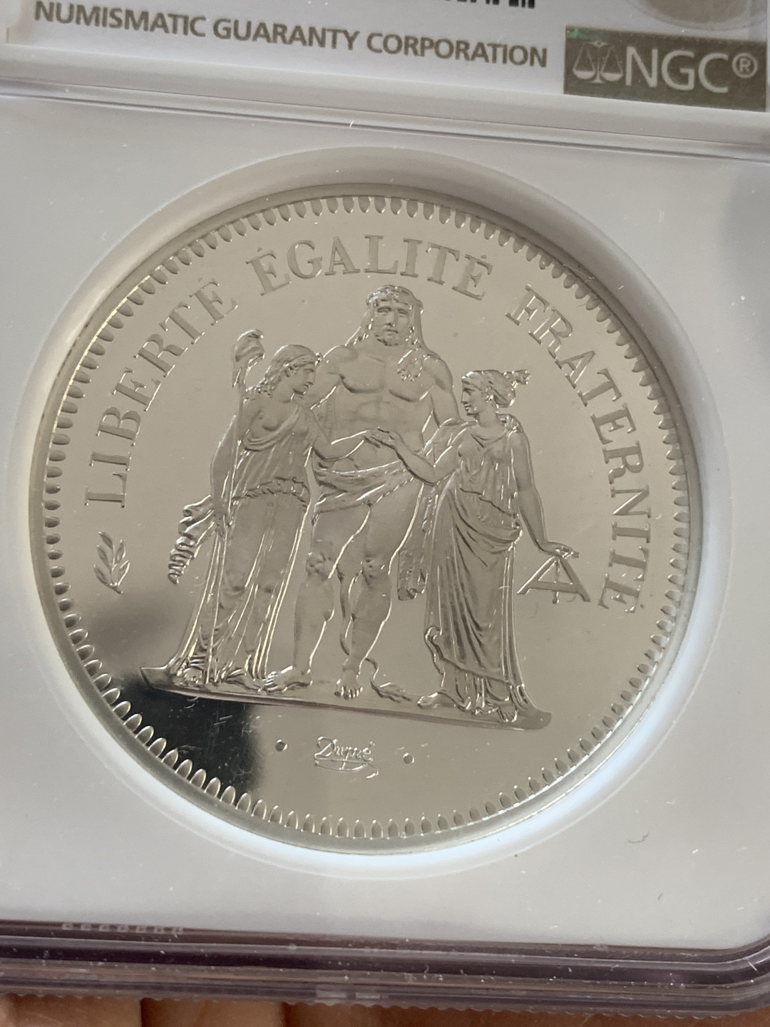 《竞宝斋》钱币微拍-第15场-本周日，周一2场连拍（全场顺丰包邮） NGC-PF67 法国 1980年 加厚(PIEFORT) 大力神50法郎 系列里最稀少的年份 ebay价都是600欧元以上