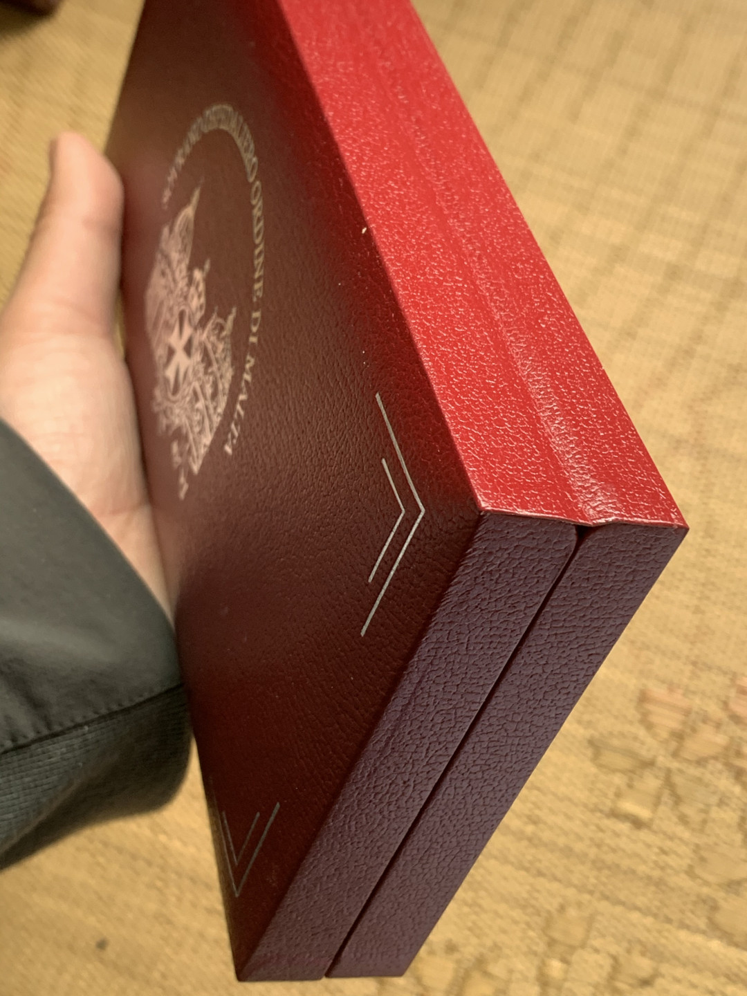 《竞宝斋》钱币微拍-第15场-本周日，周一2场连拍（全场顺丰包邮） 原盒证书 马耳他2005年 25/50/100/200里拉 1/4盎司到2盎司精制教皇纪念币 1盎司镀金 完美状态