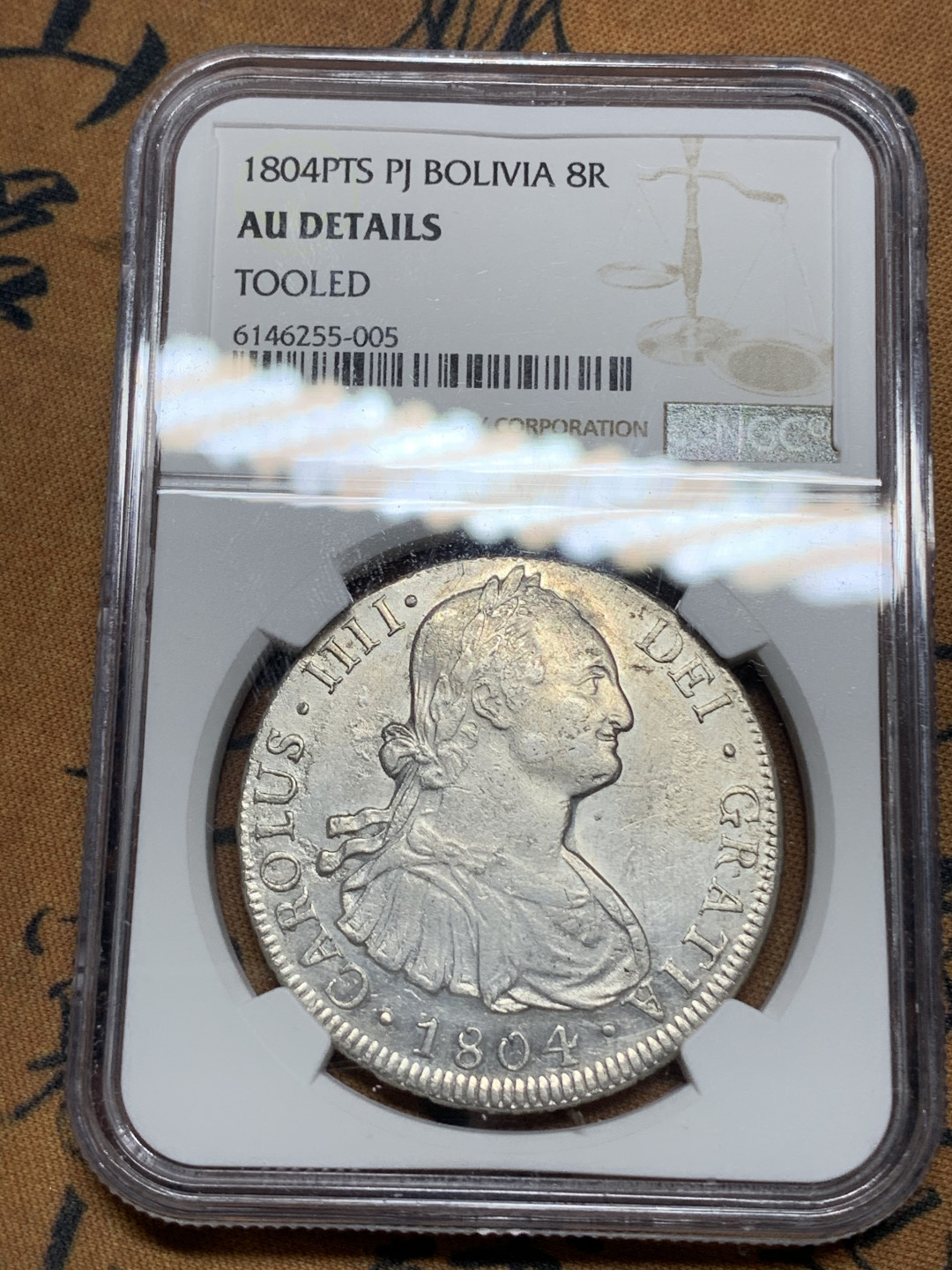 《竞宝斋》钱币微拍-第15场-本周日，周一2场连拍（全场顺丰包邮） NGC-AUD 玻利维亚1804年 8 里亚尔  人像双柱卡洛斯四世  银币      原味