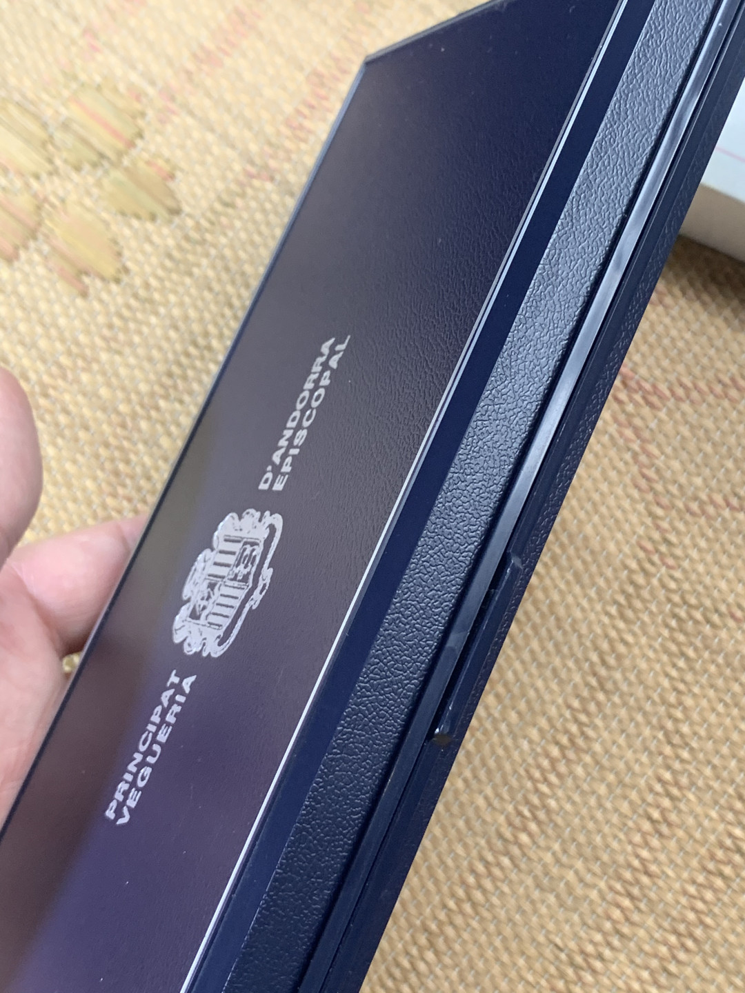 《竞宝斋》钱币微拍-第16场-本周日，周一2场连拍（全场顺丰包邮） 安道尔1984年原盒装双色动物3枚套