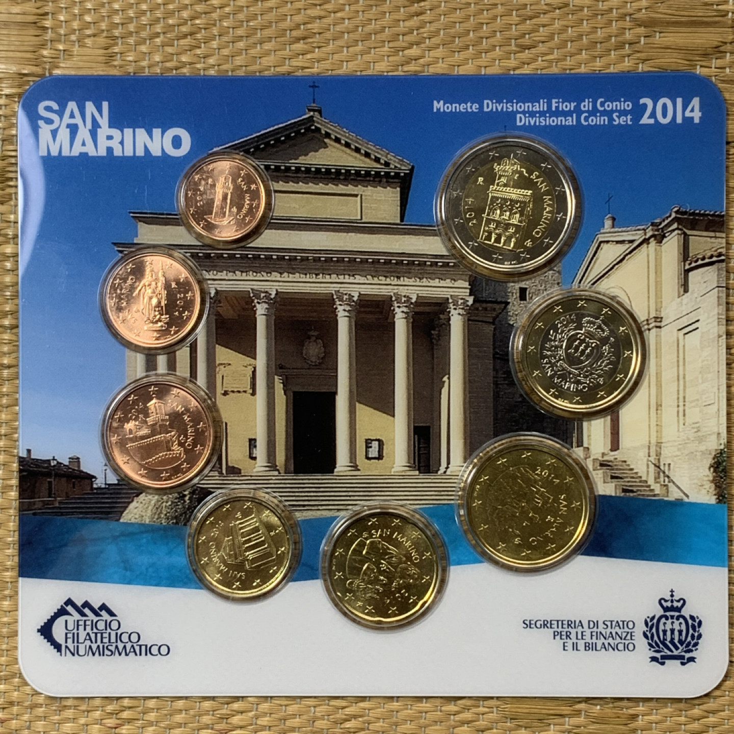 《竞宝斋》钱币微拍-第16场-本周日，周一2场连拍（全场顺丰包邮） 圣马力诺2014年原封套币