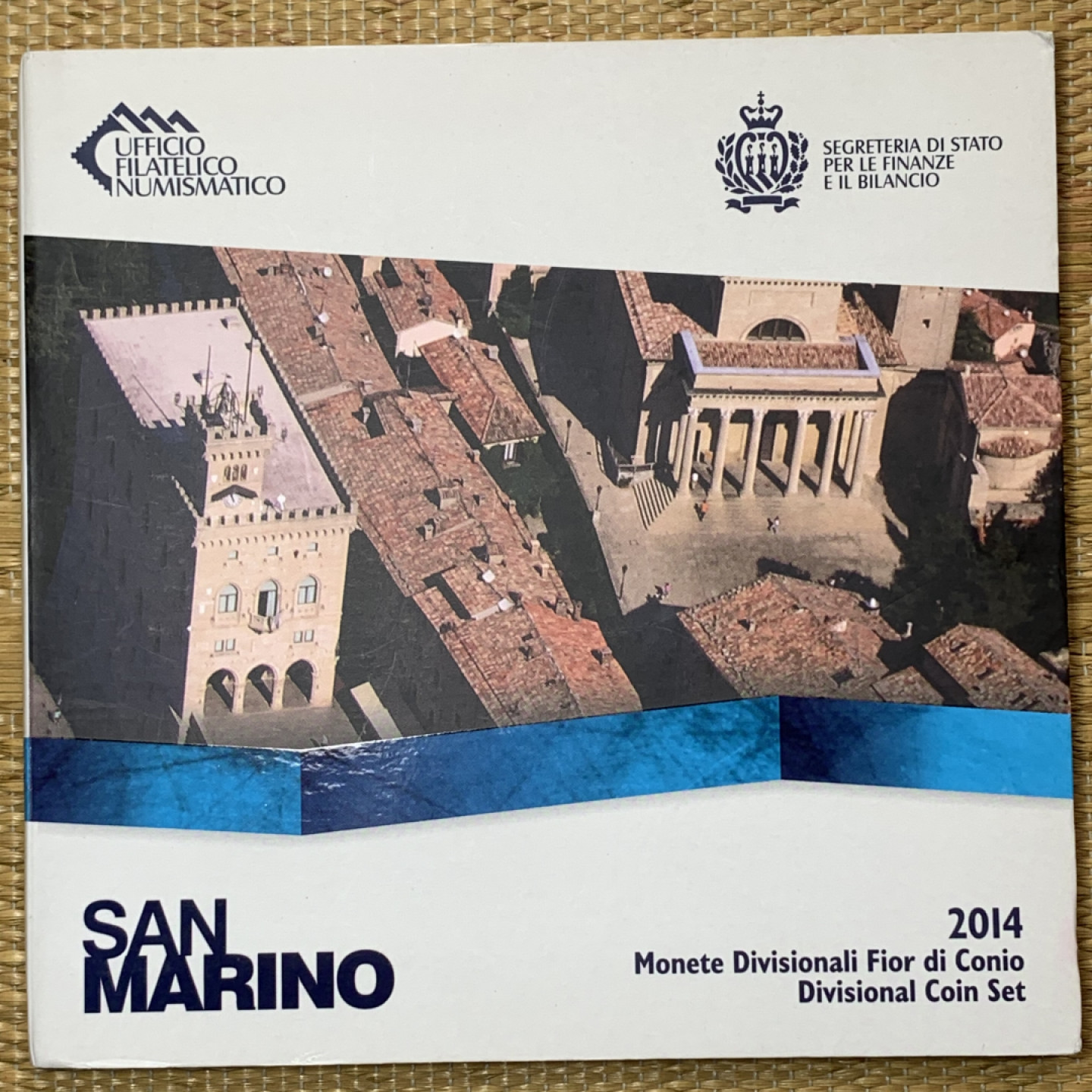 《竞宝斋》钱币微拍-第16场-本周日，周一2场连拍（全场顺丰包邮） 圣马力诺2014年原封套币