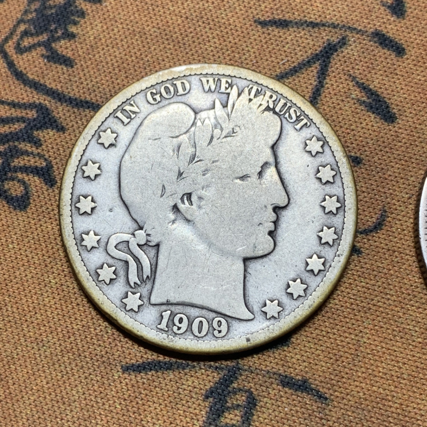 《竞宝斋》钱币微拍-第16场-本周日，周一2场连拍（全场顺丰包邮） 美国 1909+1876 半美元银币 一对 原味包浆 难得品种