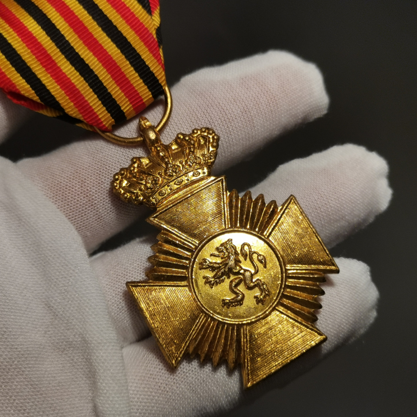 世界勋奖徽章第1期拍卖 比利时军事十字勋章