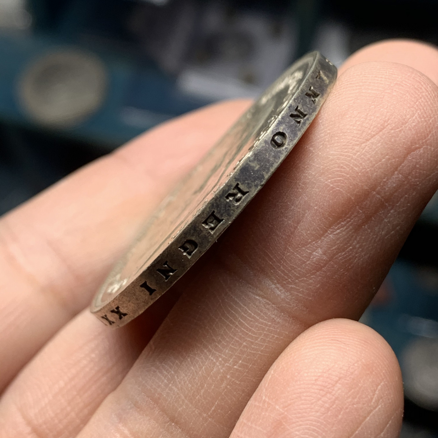 《竞宝斋》钱币微拍-第16场-本周日，周一2场连拍（全场顺丰包邮） 好品 英国 1935 乔六 木马 克朗 大银币