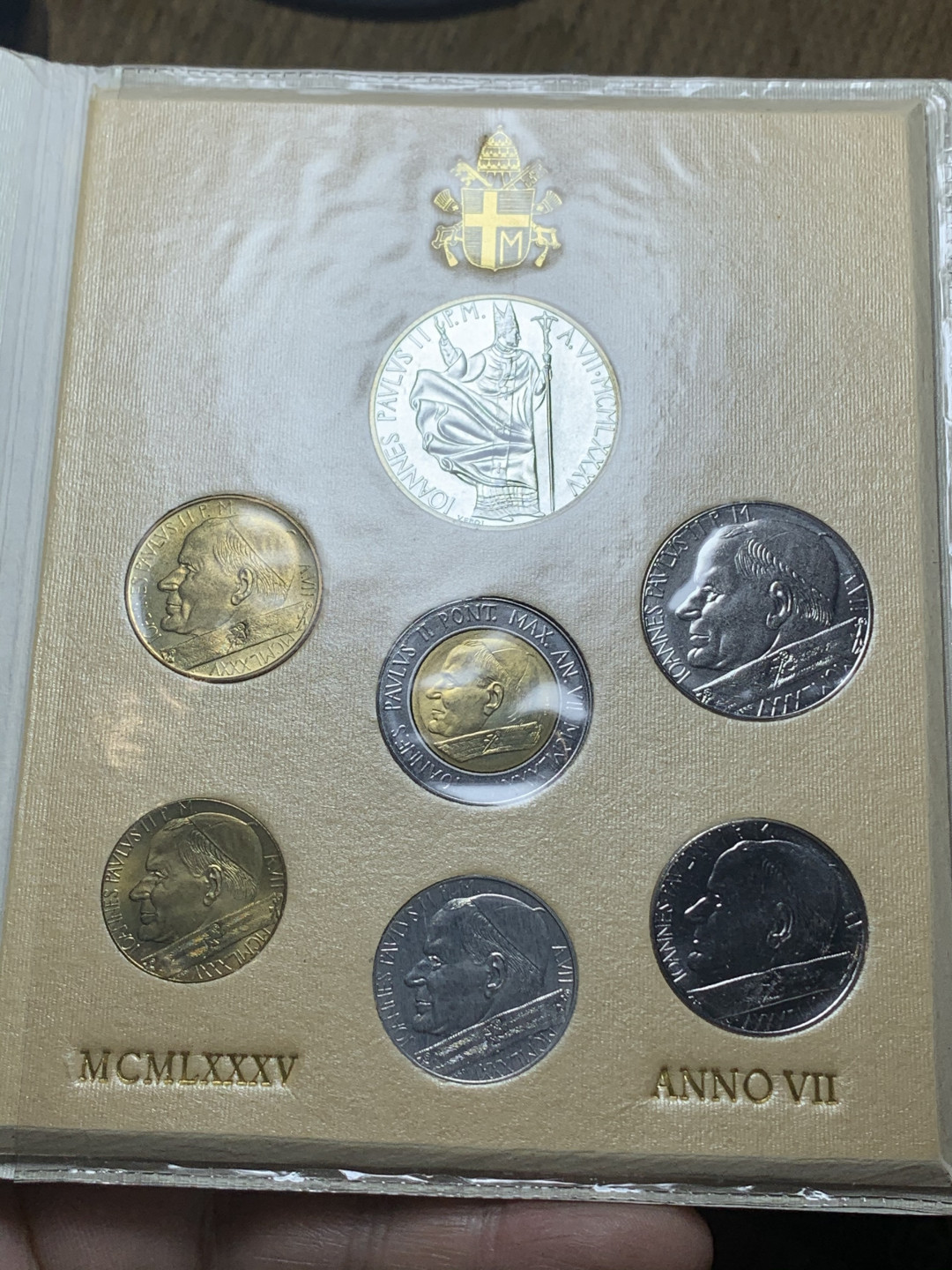 《竞宝斋》钱币微拍-第16场-本周日，周一2场连拍（全场顺丰包邮） 梵蒂冈1985年原装套币带银币