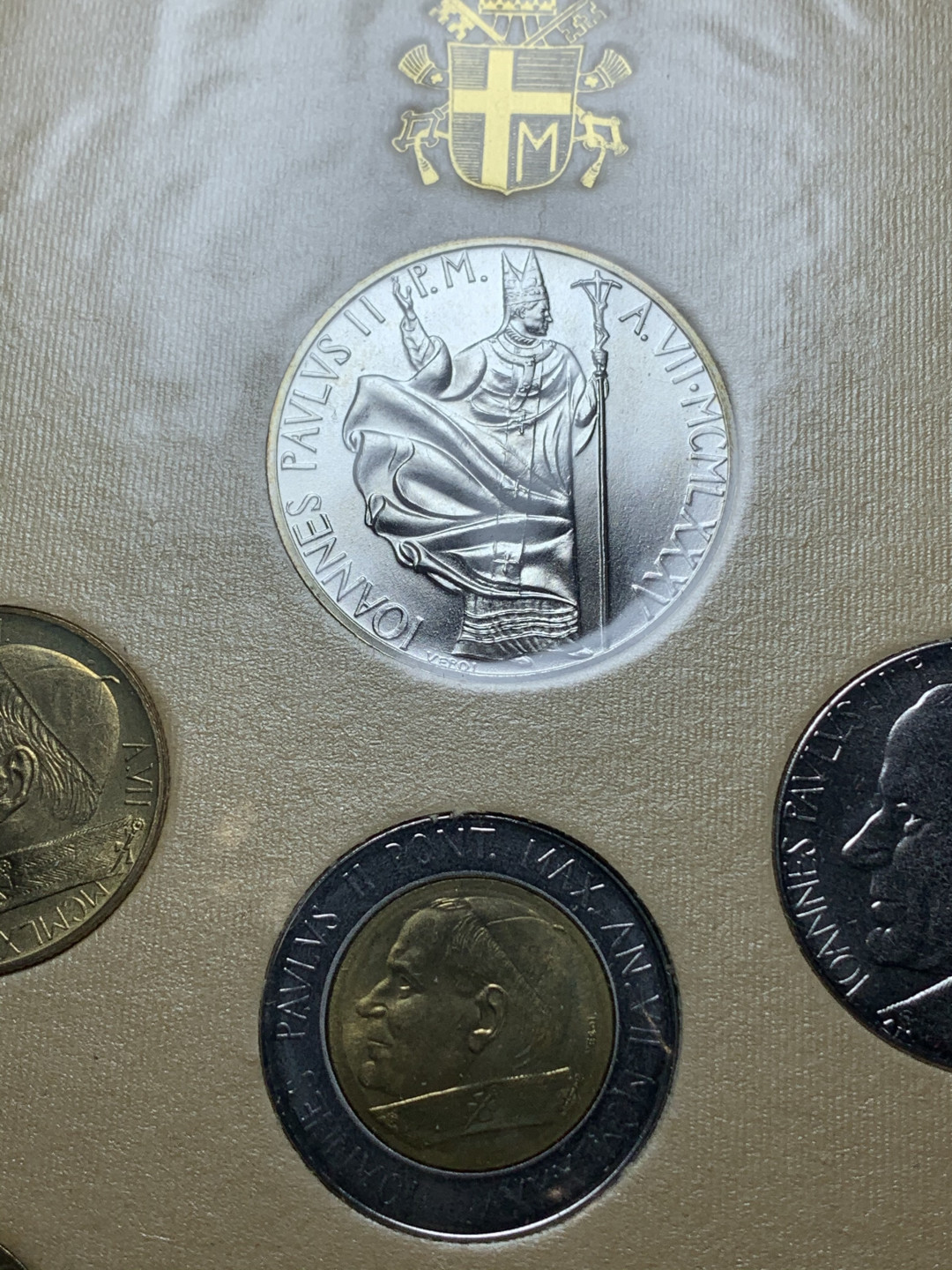 《竞宝斋》钱币微拍-第16场-本周日，周一2场连拍（全场顺丰包邮） 梵蒂冈1985年原装套币带银币