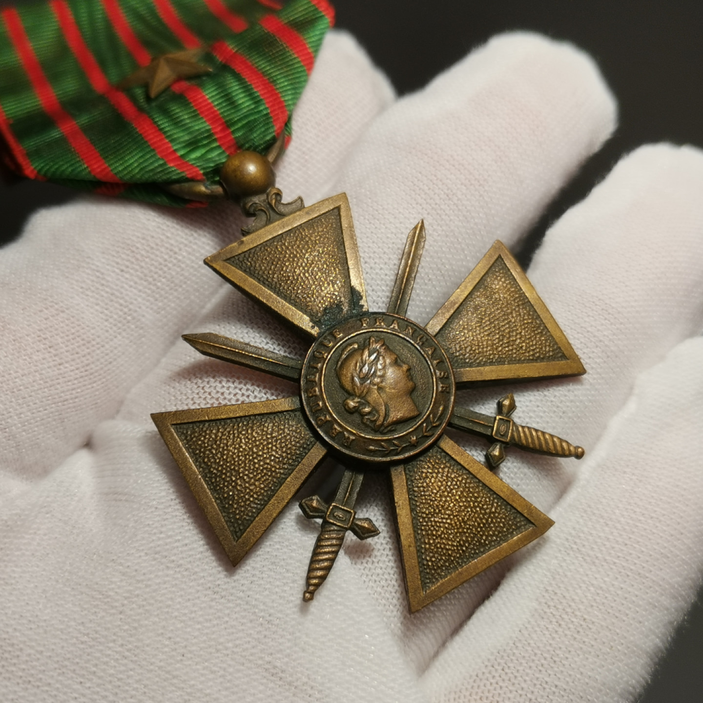 世界勋奖徽章第1期拍卖 法国一战战争十字现在