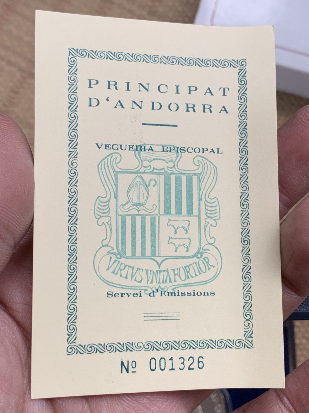 《竞宝斋》钱币微拍-第16场-本周日，周一2场连拍（全场顺丰包邮） 安道尔1984年原盒装双色动物3枚套