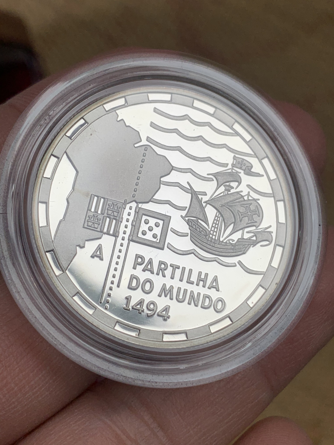 《竞宝斋》钱币微拍-第16场-本周日，周一2场连拍（全场顺丰包邮） 葡萄牙探索发现系列1994年原装精制大银4枚套 银币重106克