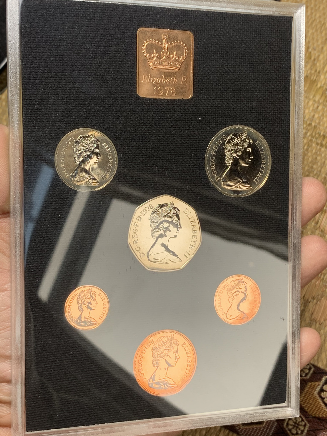 《竞宝斋》钱币微拍-第16场-本周日，周一2场连拍（全场顺丰包邮） 英国 早期 套币 4套一组  状态不错，品见图